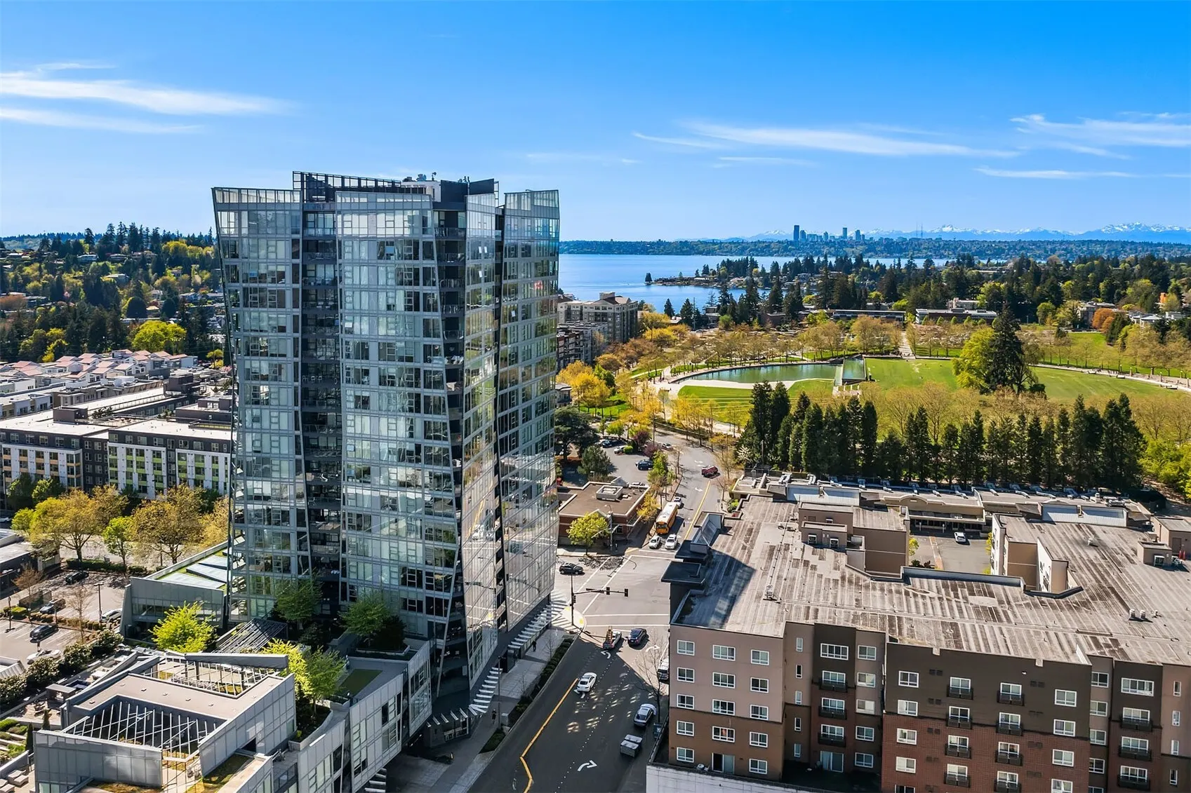 188 Bellevue Way NE #1502, Bellevue, WA 98004