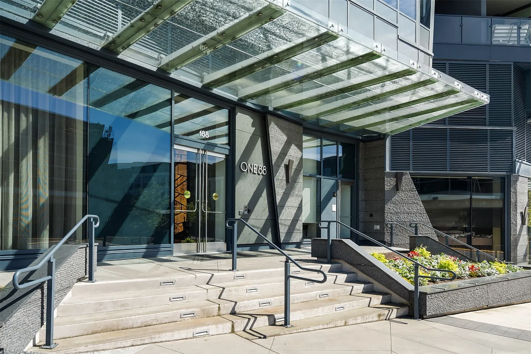 188 Bellevue Way NE #1502, Bellevue, WA 98004