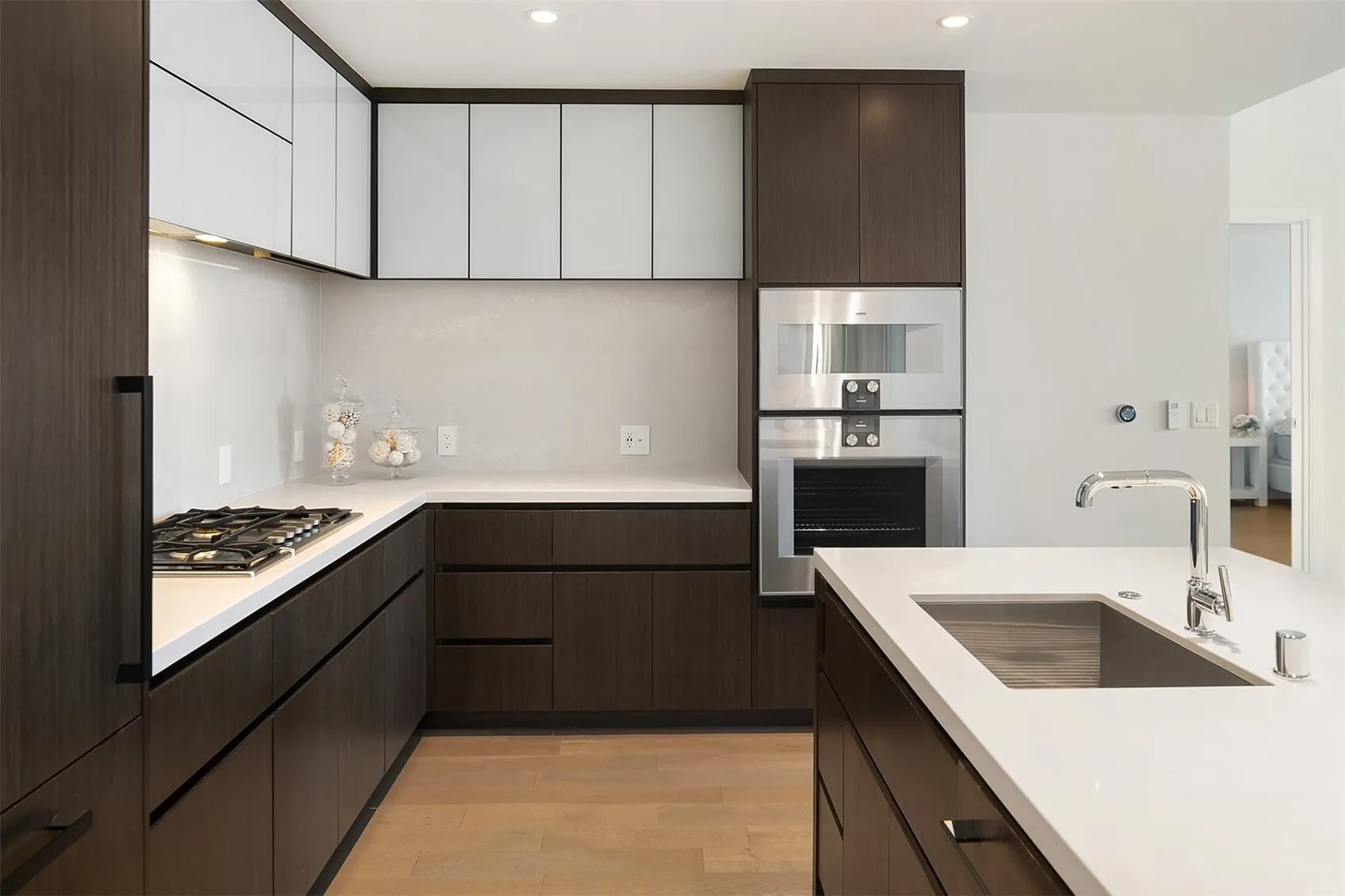 188 Bellevue Way NE #1502, Bellevue, WA 98004