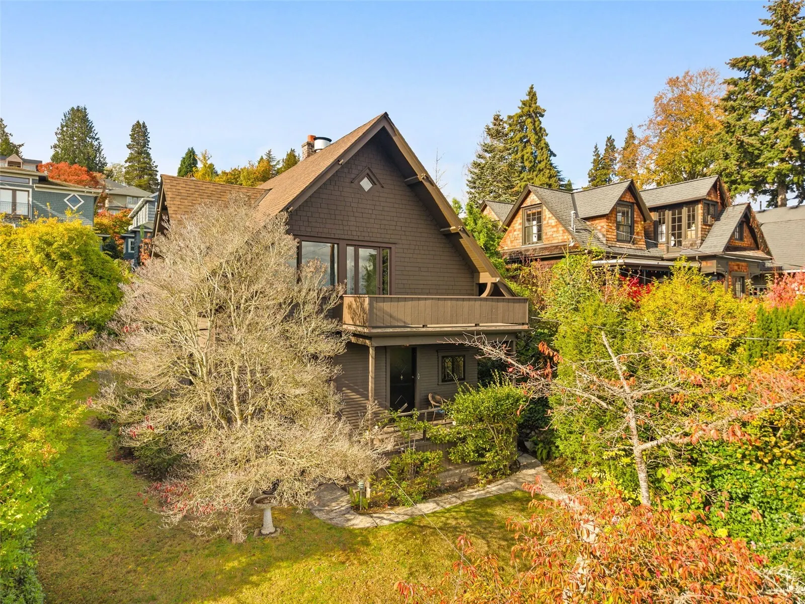 1123 38th Avenue , Seattle, WA 98122-5201