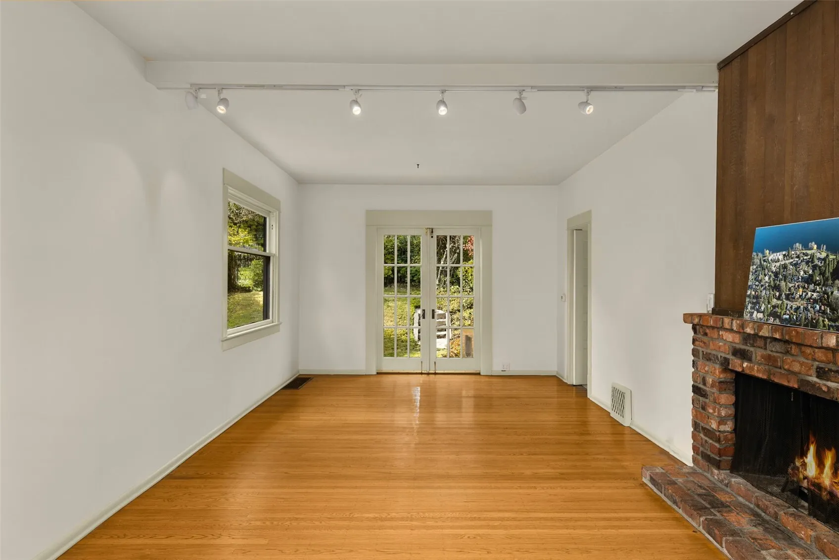 1123 38th Avenue , Seattle, WA 98122-5201