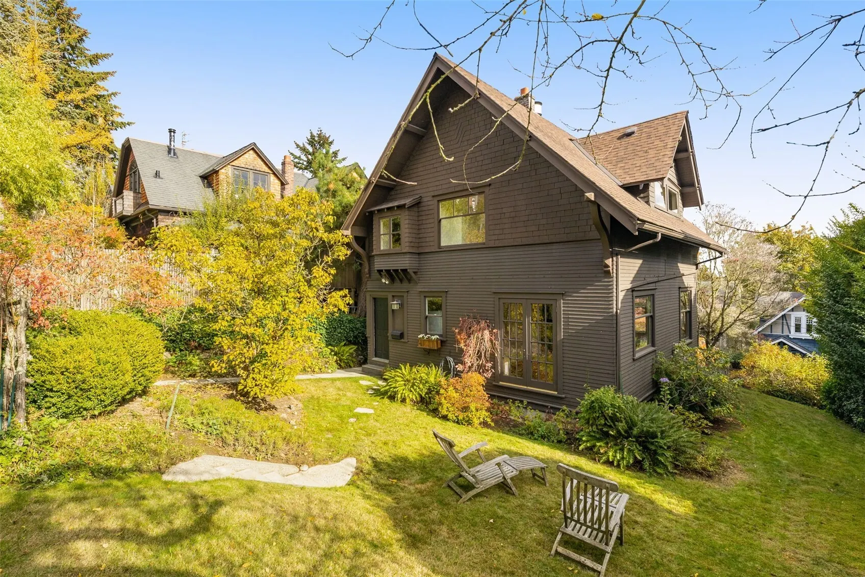 1123 38th Avenue , Seattle, WA 98122-5201