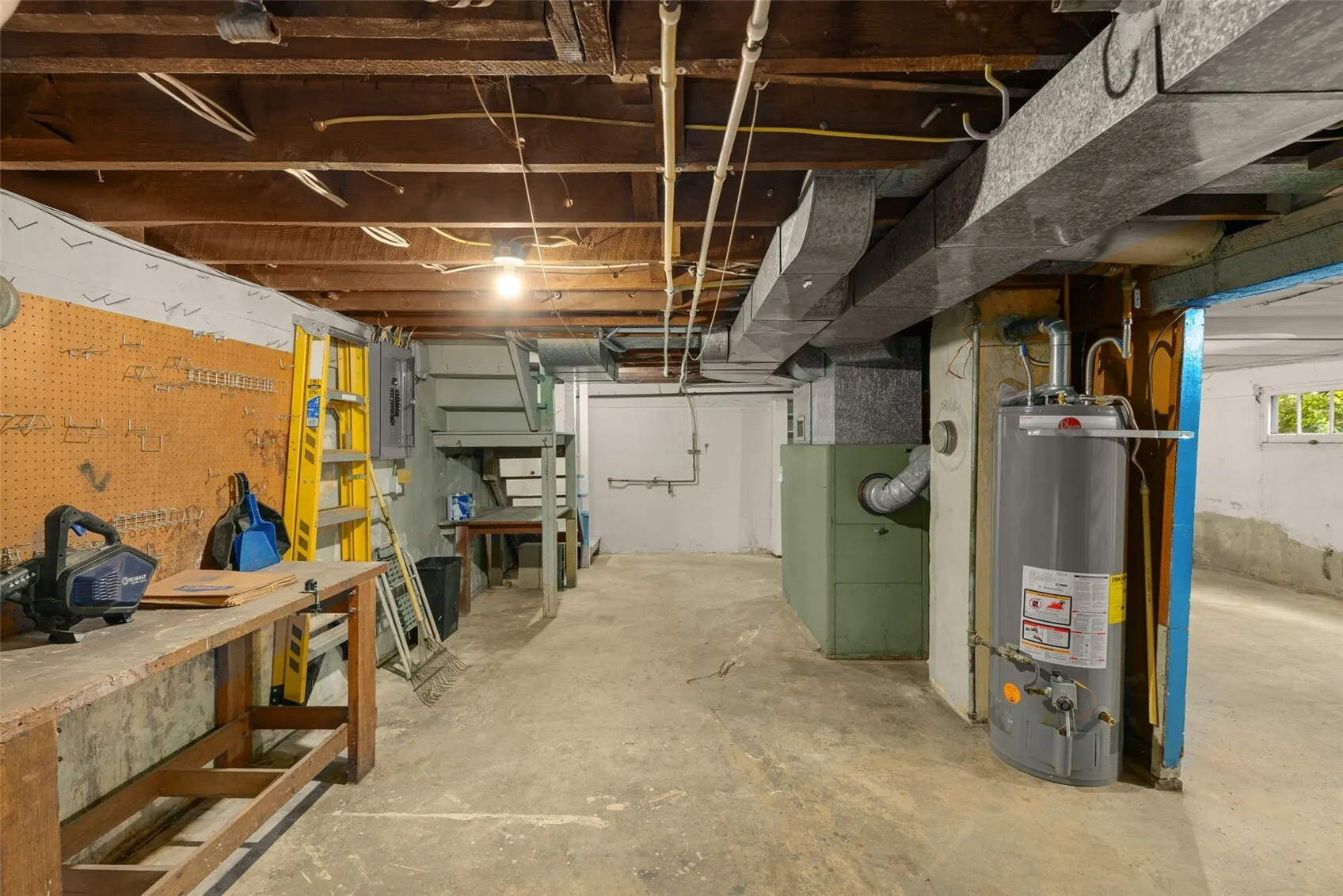 1123 38th Avenue , Seattle, WA 98122-5201