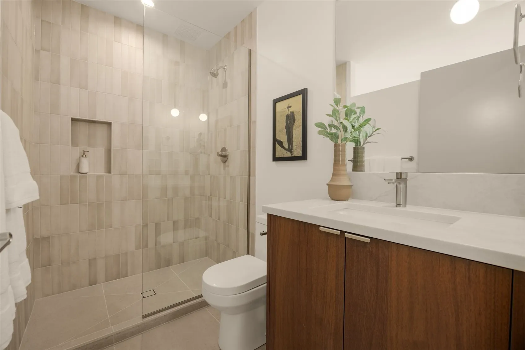 8147 14th Avenue SW, Seattle, WA 98106