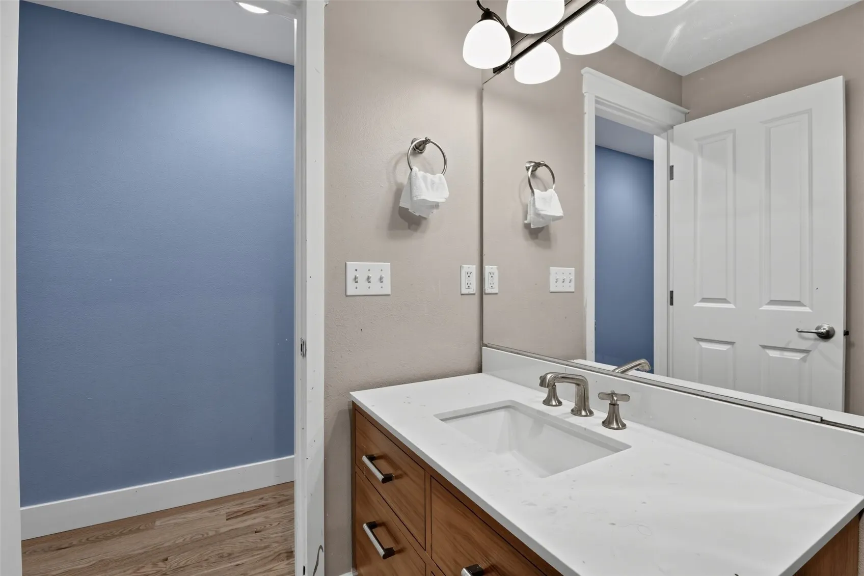 8374 Loyal Way NW #A, Seattle, WA 98117