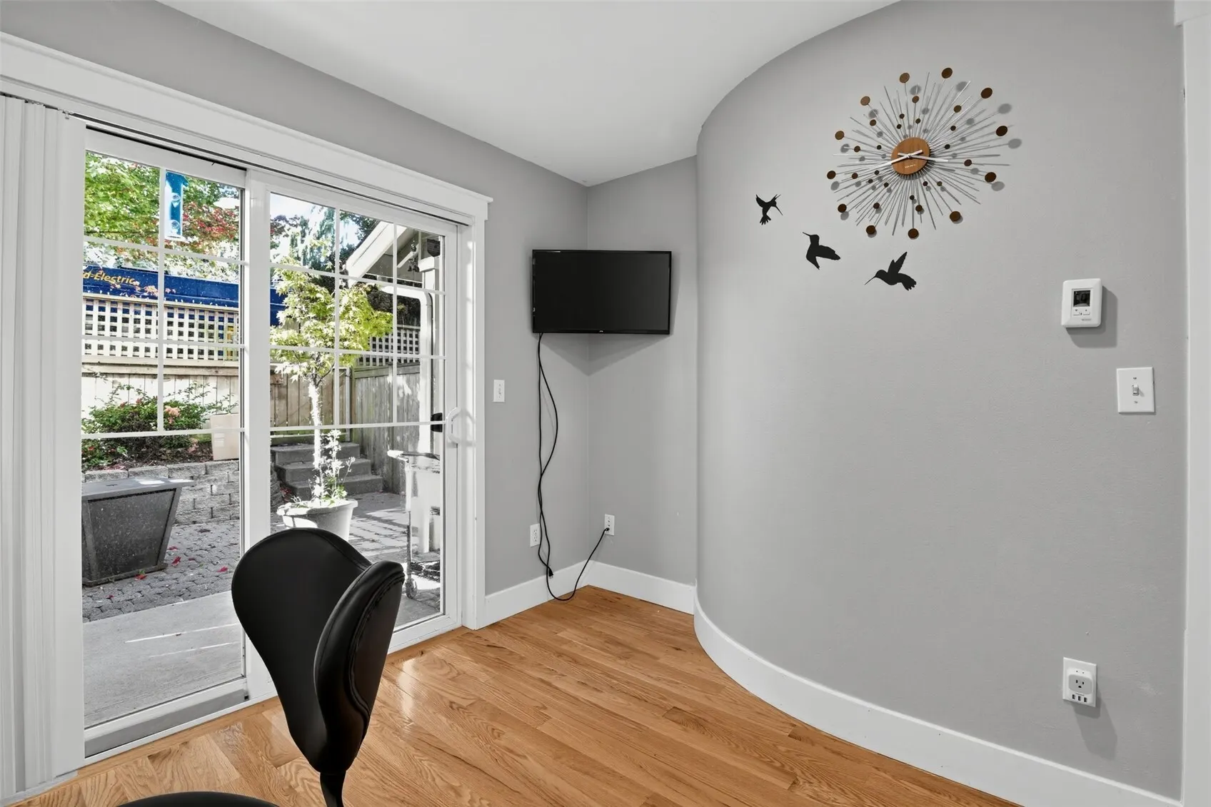 8374 Loyal Way NW #A, Seattle, WA 98117