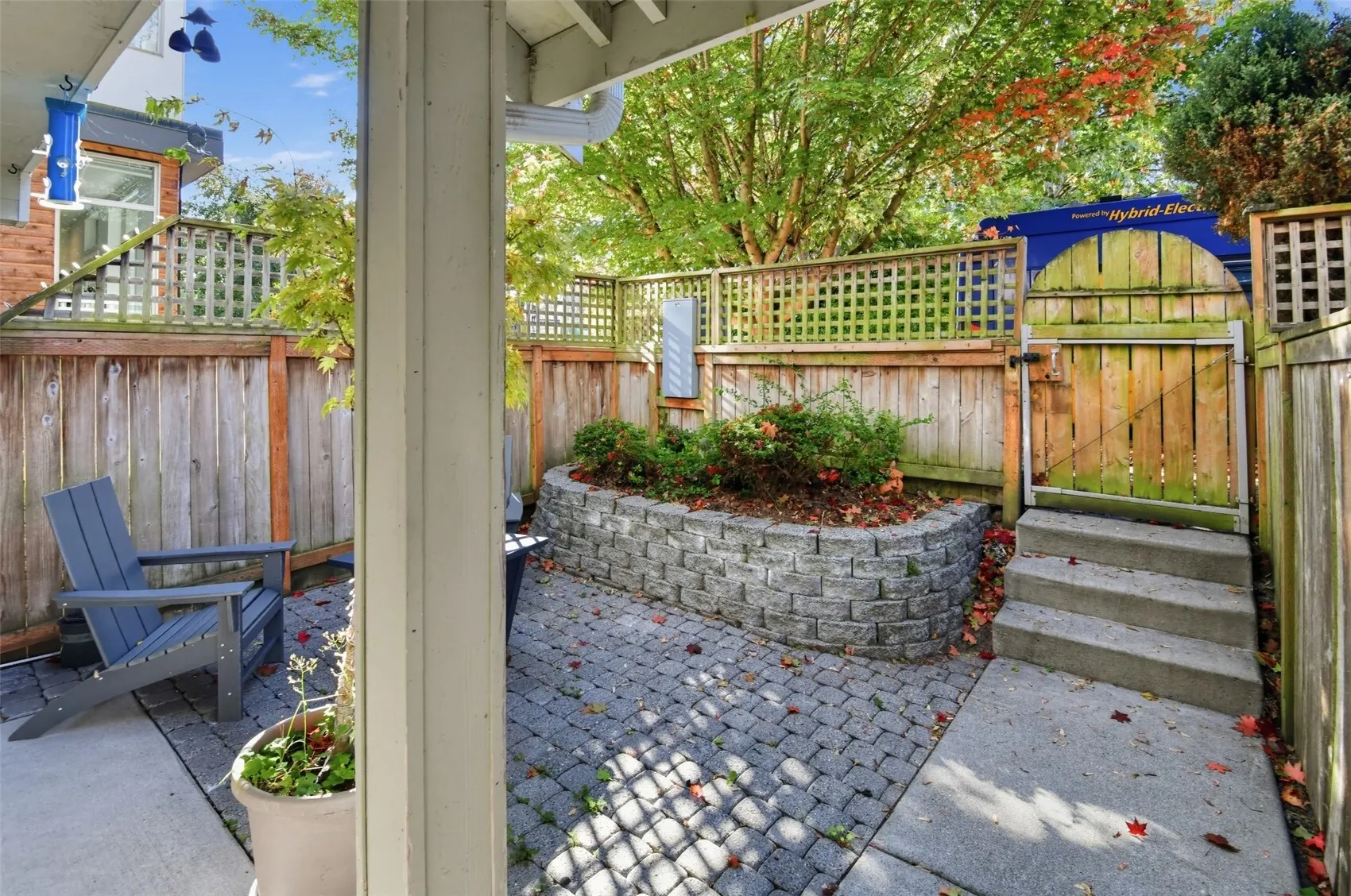 8374 Loyal Way NW #A, Seattle, WA 98117