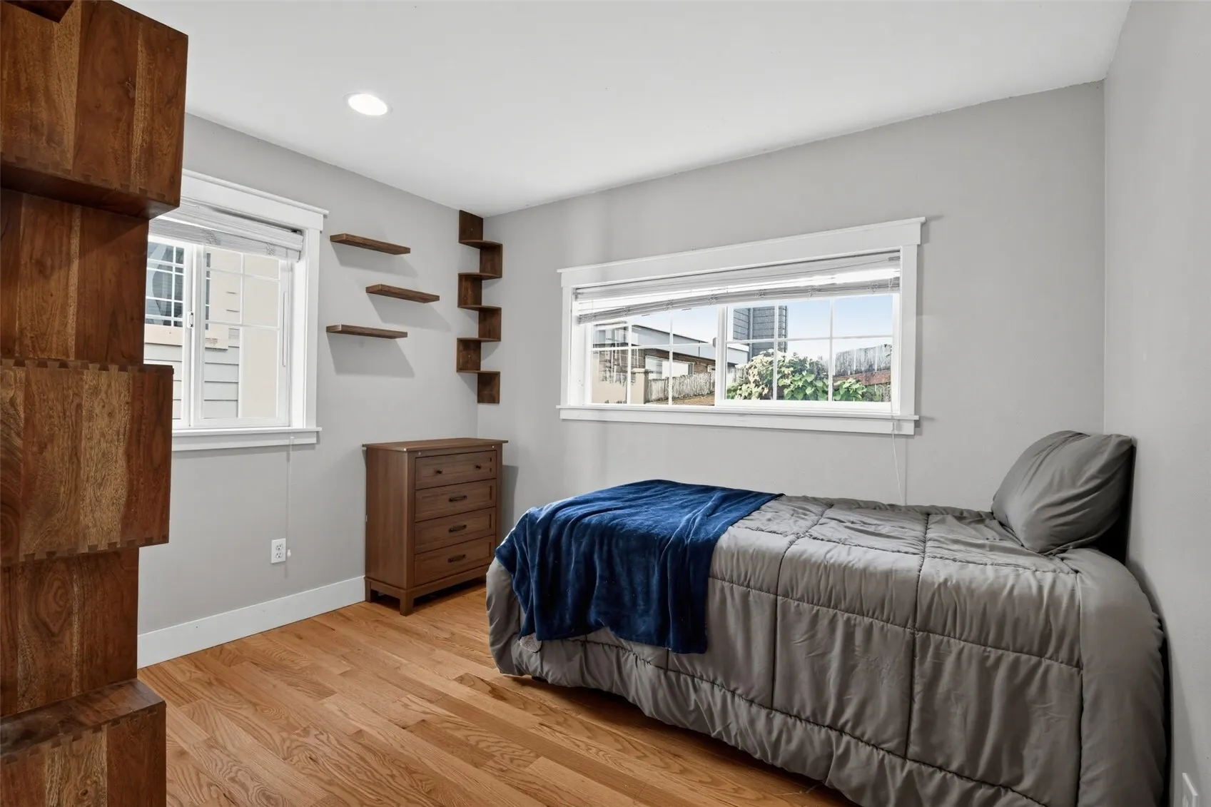 8374 Loyal Way NW #A, Seattle, WA 98117