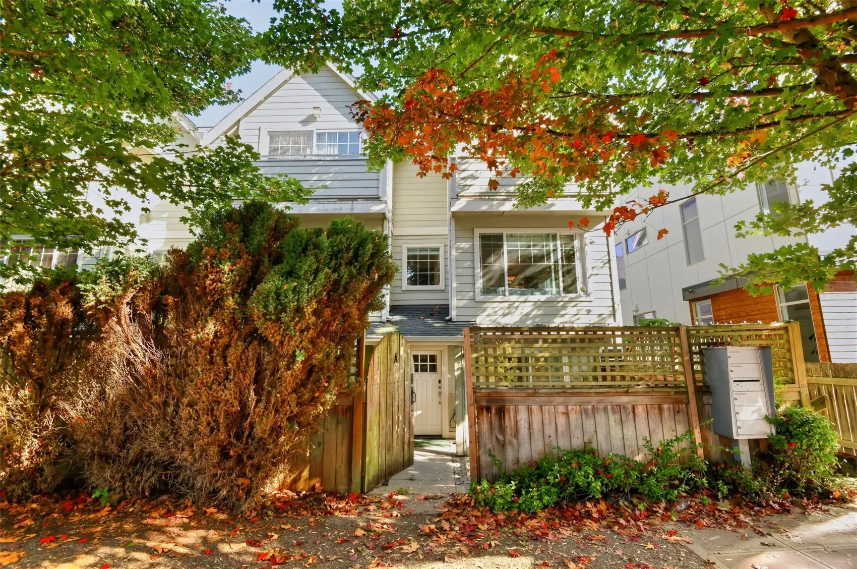 8374 Loyal Way NW #A, Seattle, WA 98117