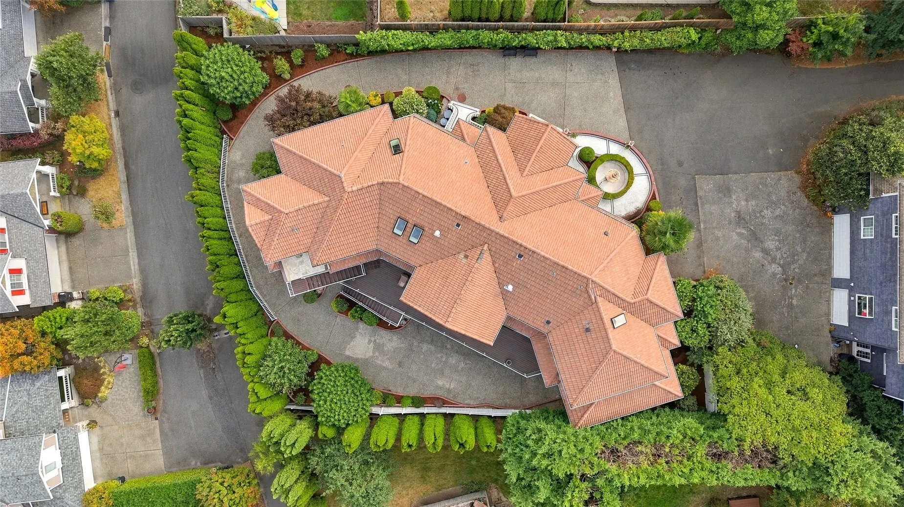 9216 132nd Avenue NE, Redmond, WA 98052