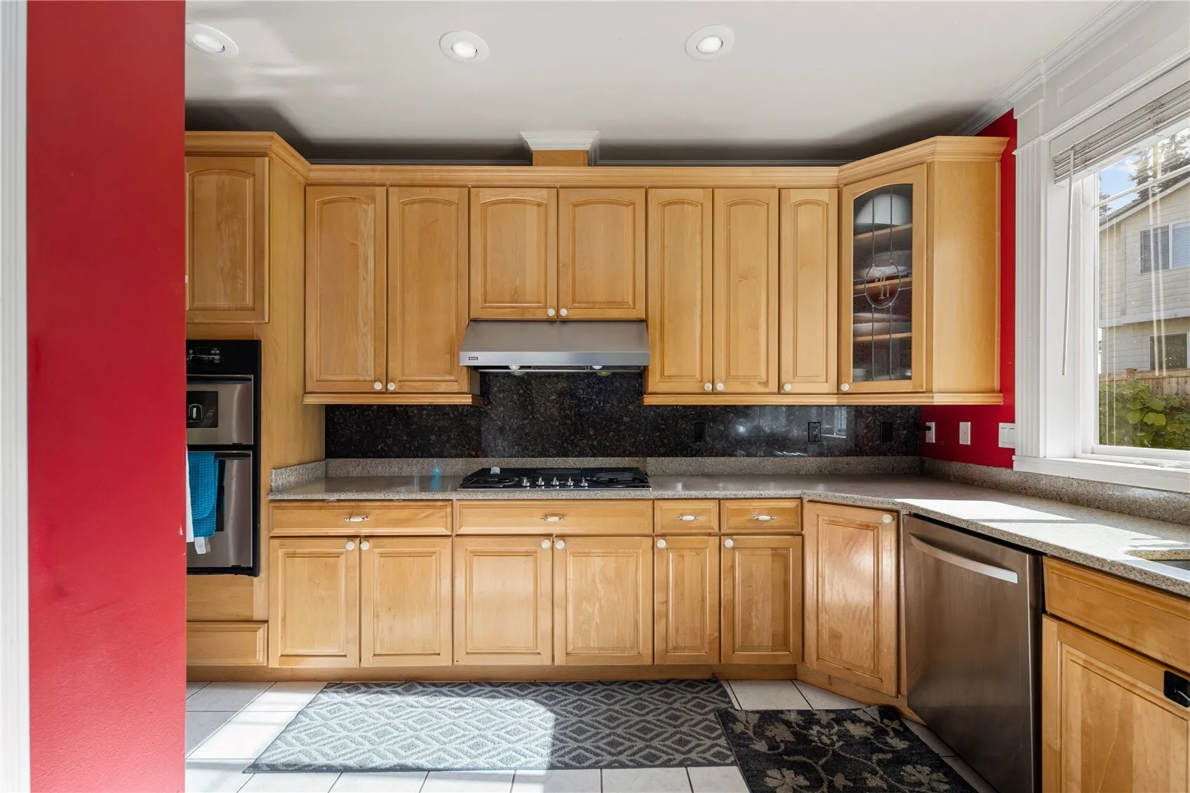 9216 132nd Avenue NE, Redmond, WA 98052