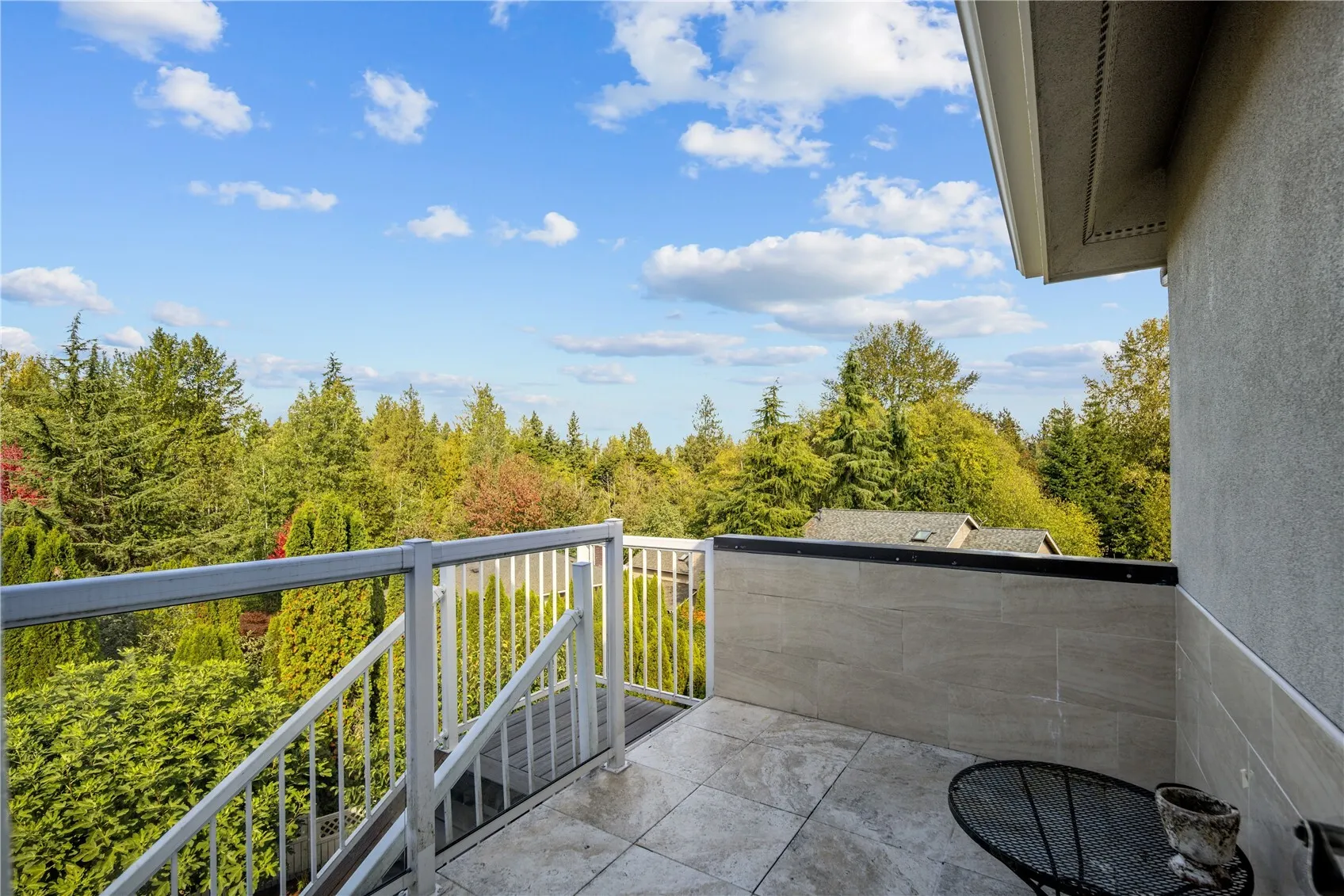 9216 132nd Avenue NE, Redmond, WA 98052