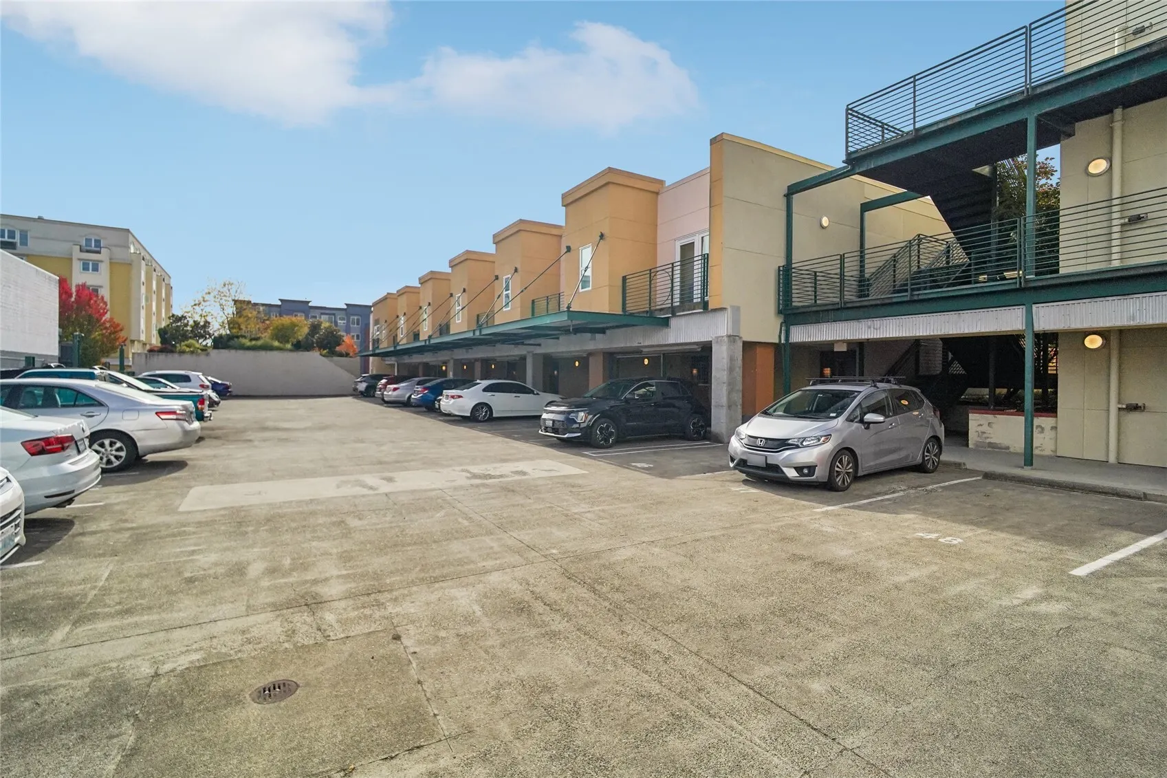 17 W Mercer Street #213, Seattle, WA 98119