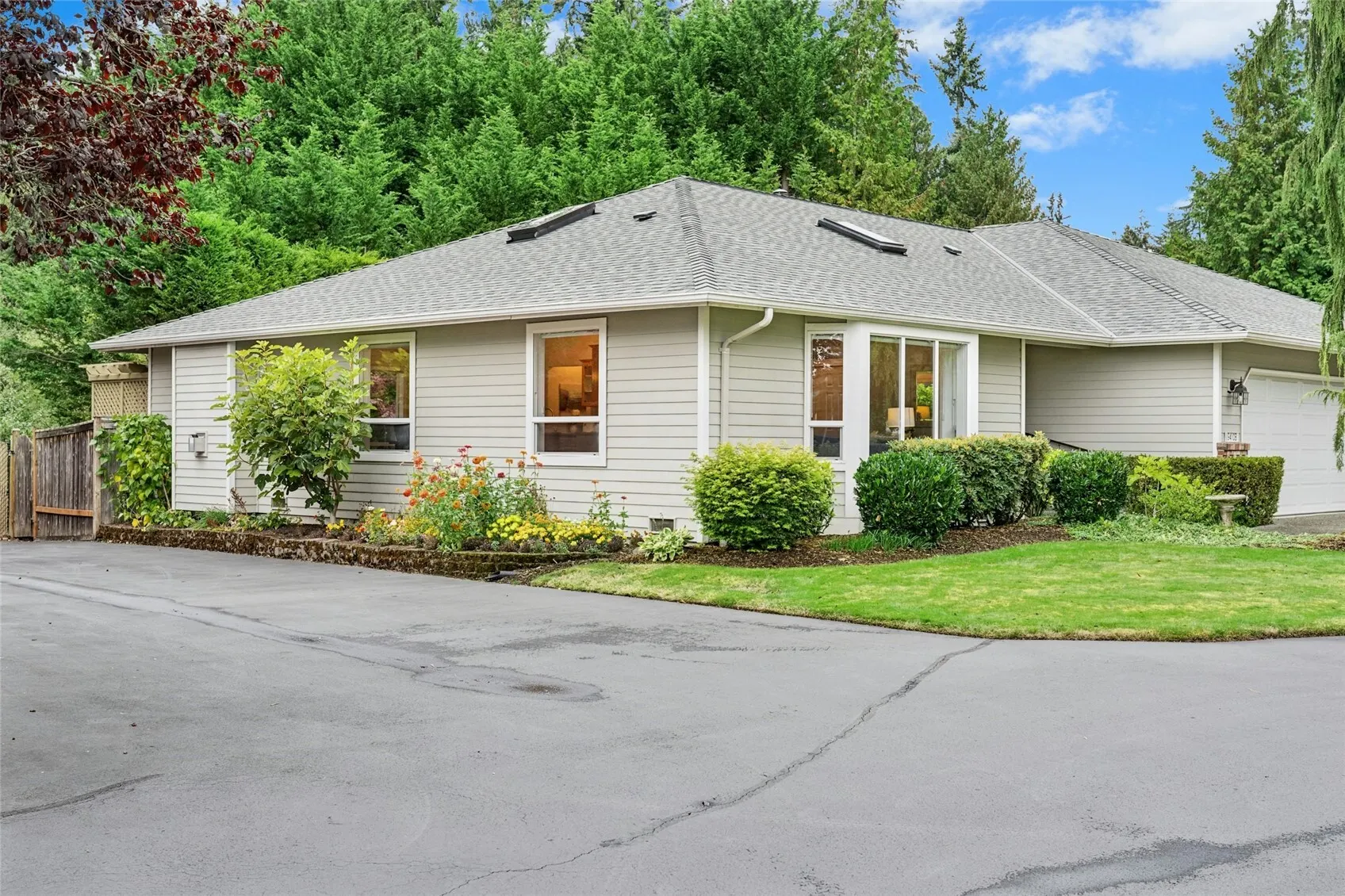 19410 2nd Drive SE #B, Bothell, WA 98012