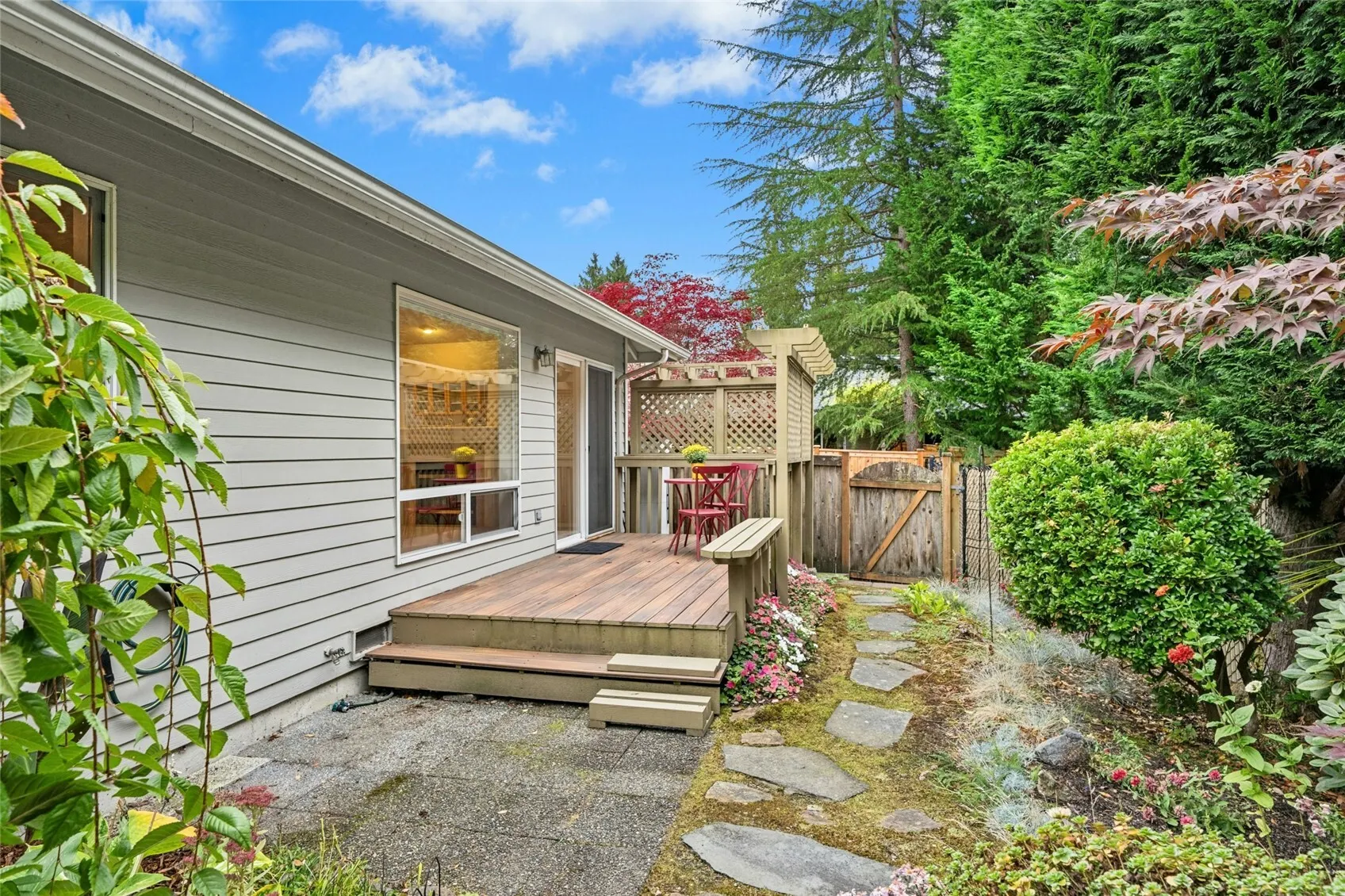 19410 2nd Drive SE #B, Bothell, WA 98012