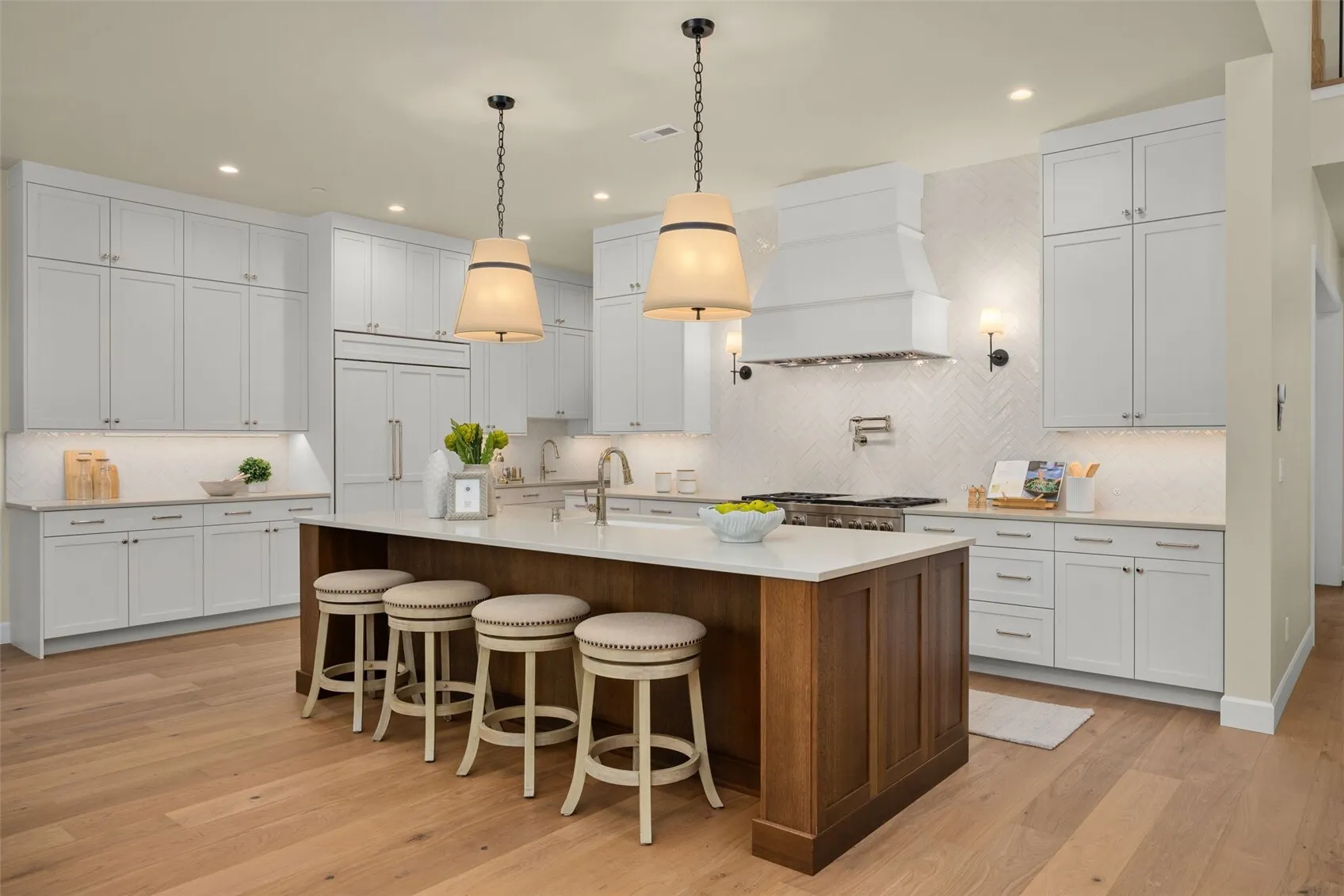 21450 NE 79th Street , Redmond, WA 98053