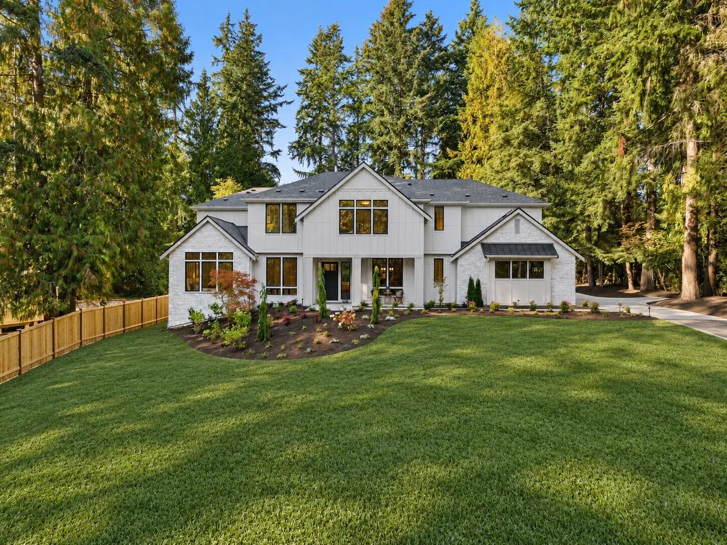 21450 NE 79th Street , Redmond, WA 98053
