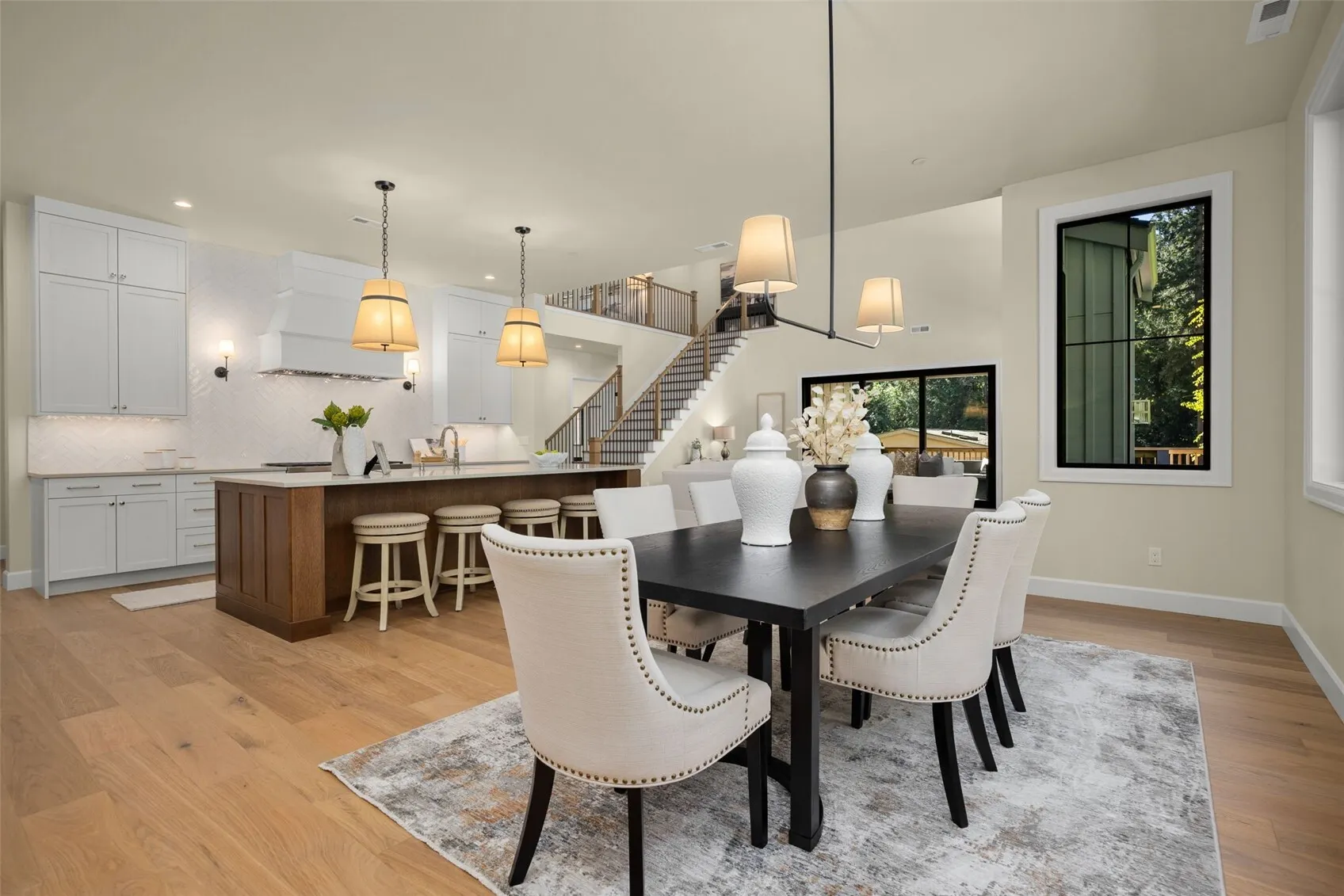 21450 NE 79th Street , Redmond, WA 98053