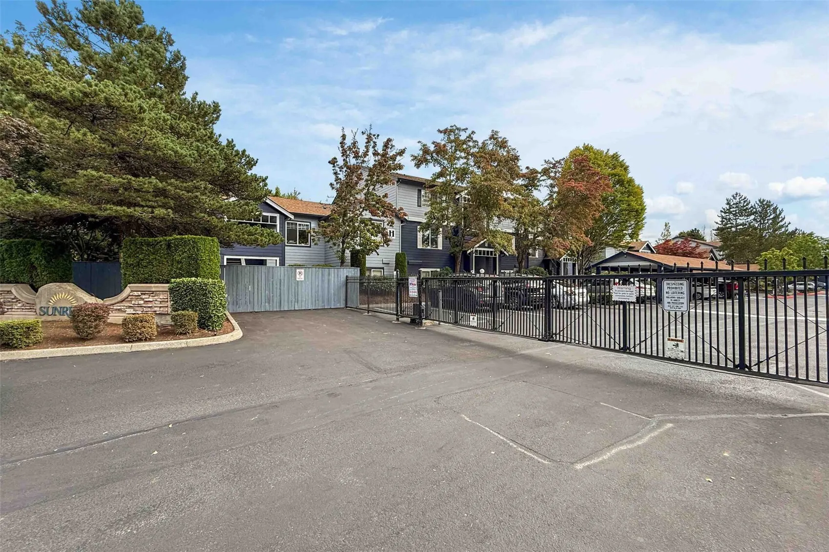 10825 SE 200th Street #B102, Kent, WA 98031