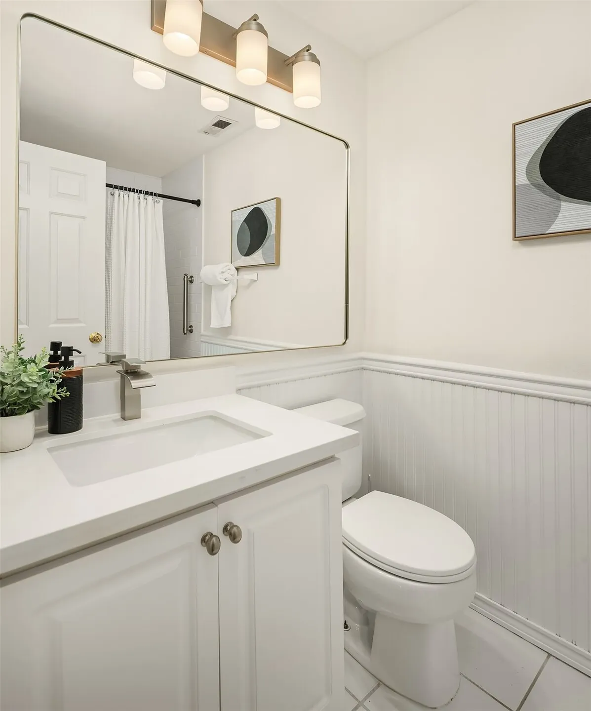 2038 Newport Way NW #11-3, Issaquah, WA 98027