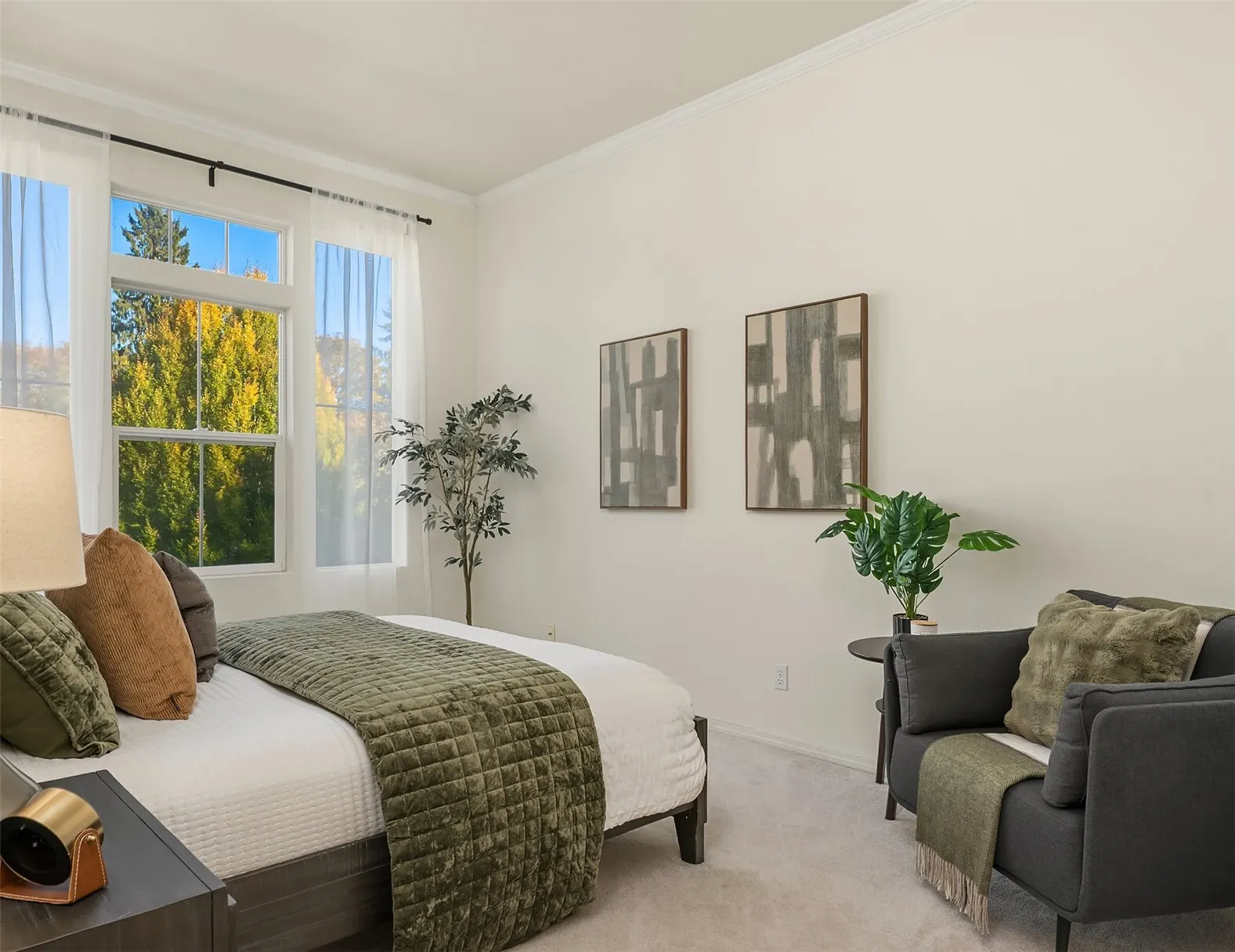 2038 Newport Way NW #11-3, Issaquah, WA 98027