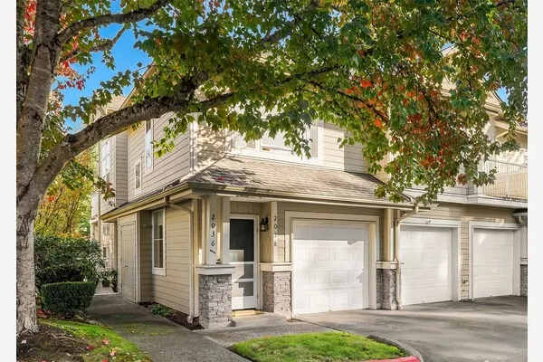 2038 Newport Way NW #11-3, Issaquah, WA 98027