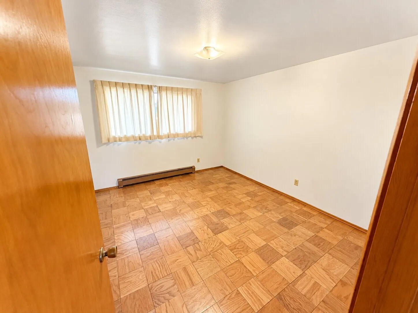 6550 Greeenwood Avenue N, Seattle, WA 98103
