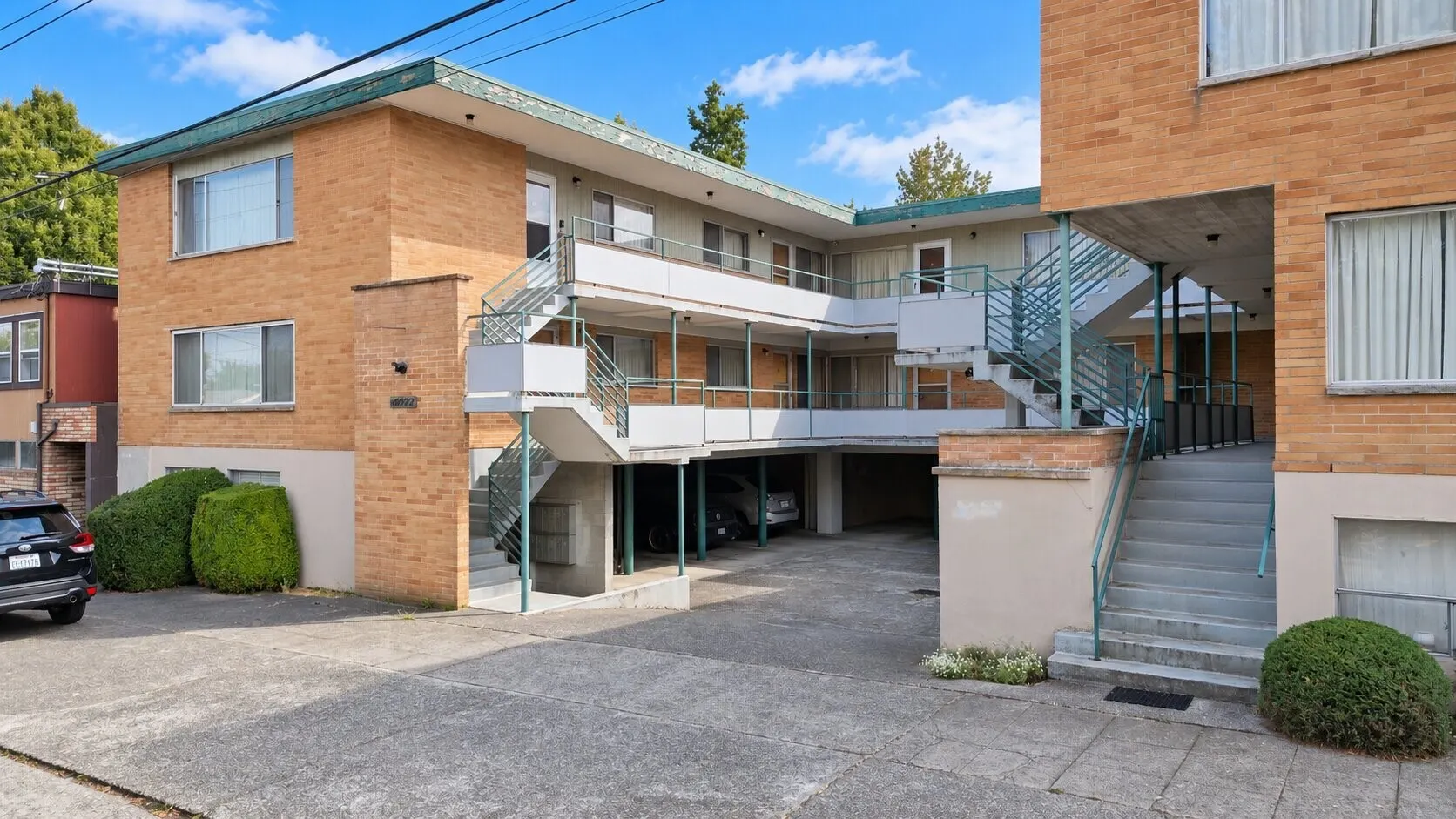 6550 Greeenwood Avenue N, Seattle, WA 98103