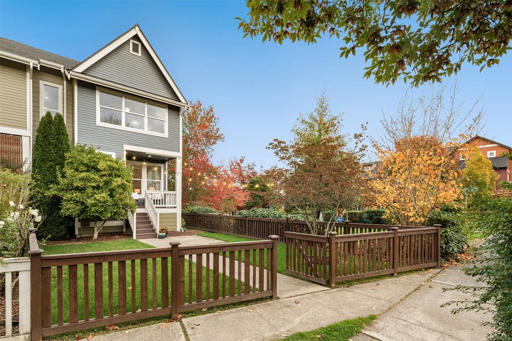 4164 29th Avenue S, Seattle, WA 98108