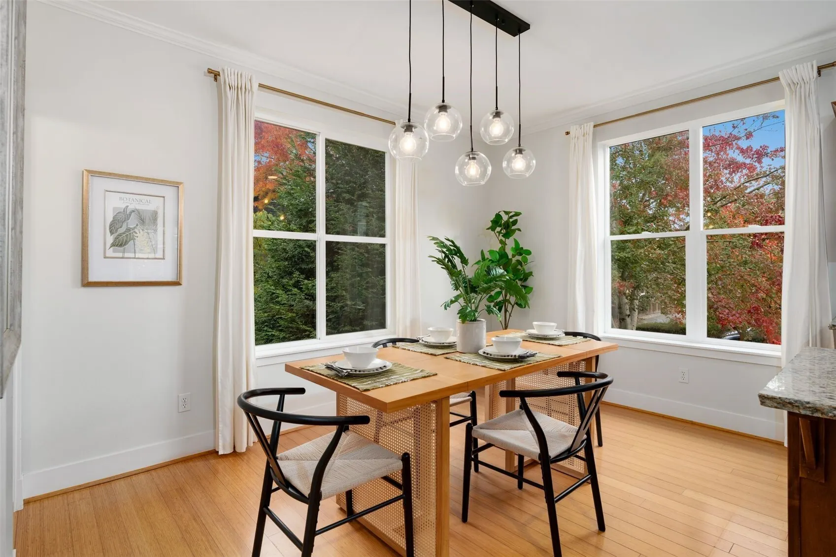 4164 29th Avenue S, Seattle, WA 98108