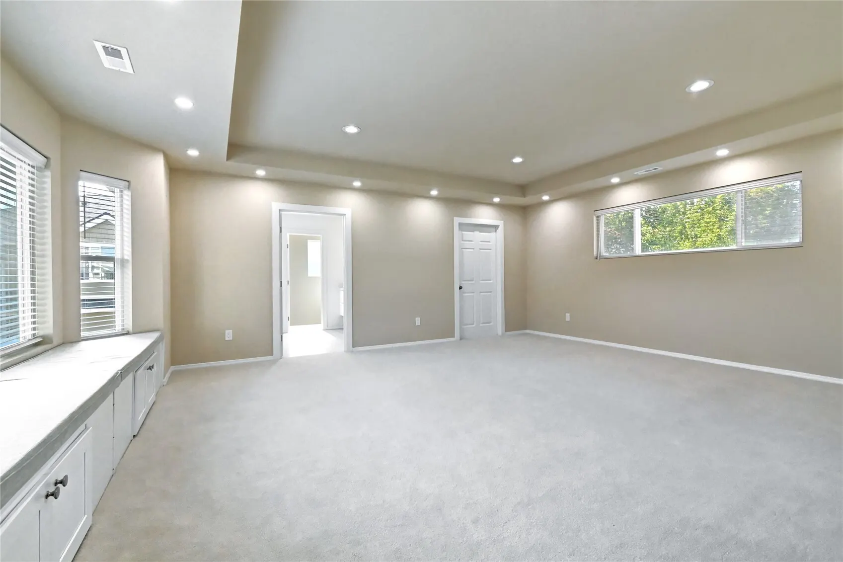 18947 NE 68th Street , Redmond, WA 98052
