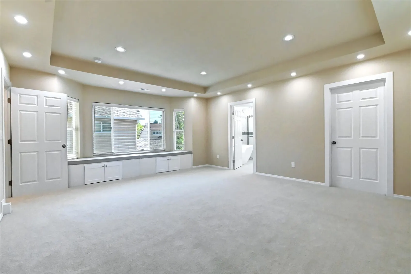 18947 NE 68th Street , Redmond, WA 98052