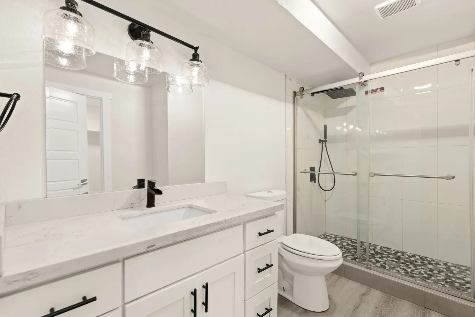 2655 S Hanford Street , Seattle, WA 98144