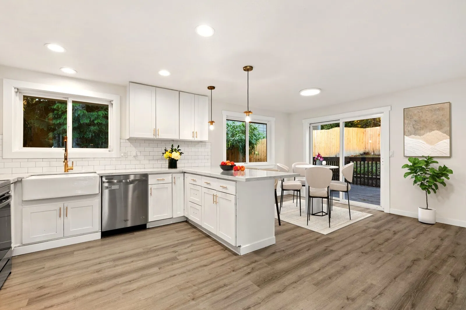 2655 S Hanford Street , Seattle, WA 98144