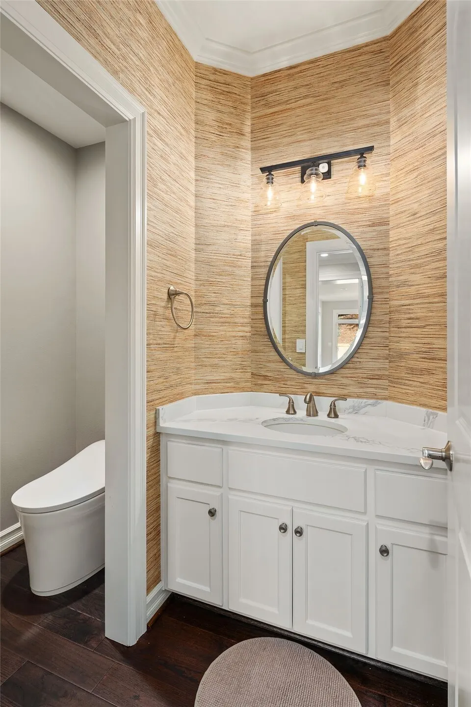 27534 SE 28th Place , Sammamish, WA 98075