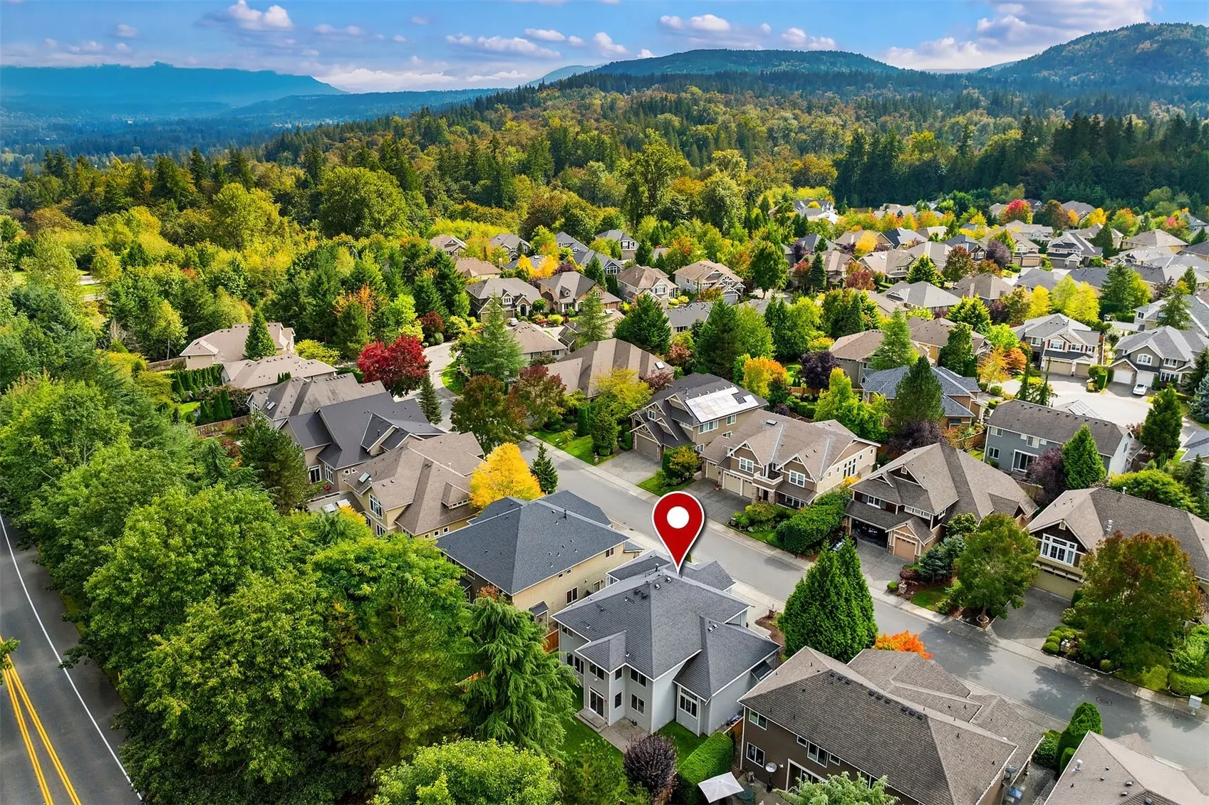 27534 SE 28th Place , Sammamish, WA 98075