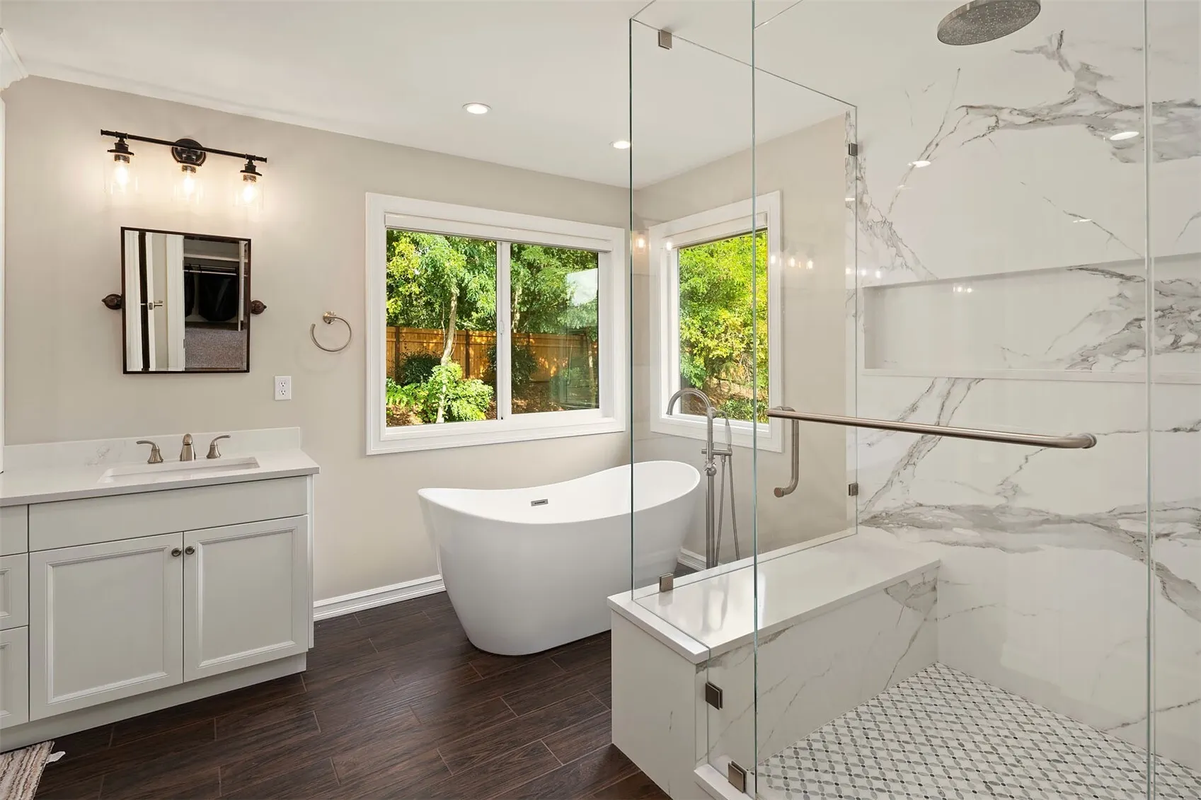 27534 SE 28th Place , Sammamish, WA 98075