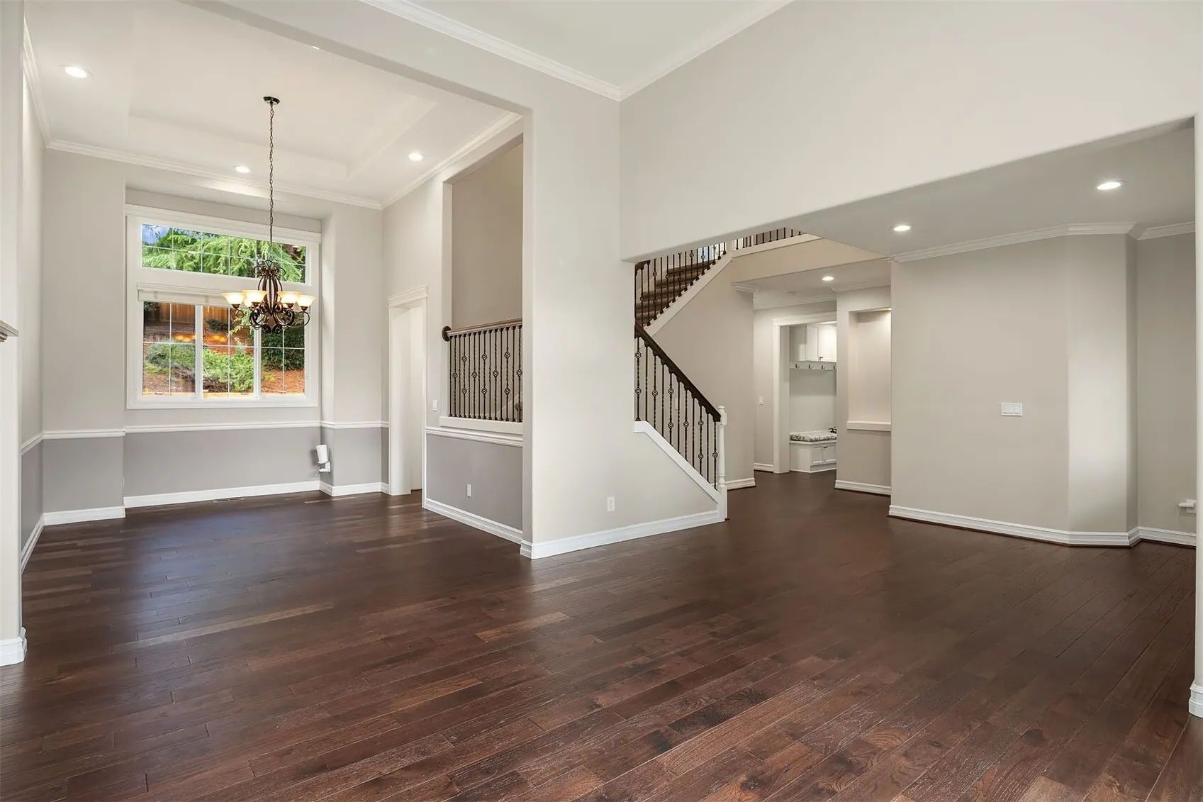 27534 SE 28th Place , Sammamish, WA 98075