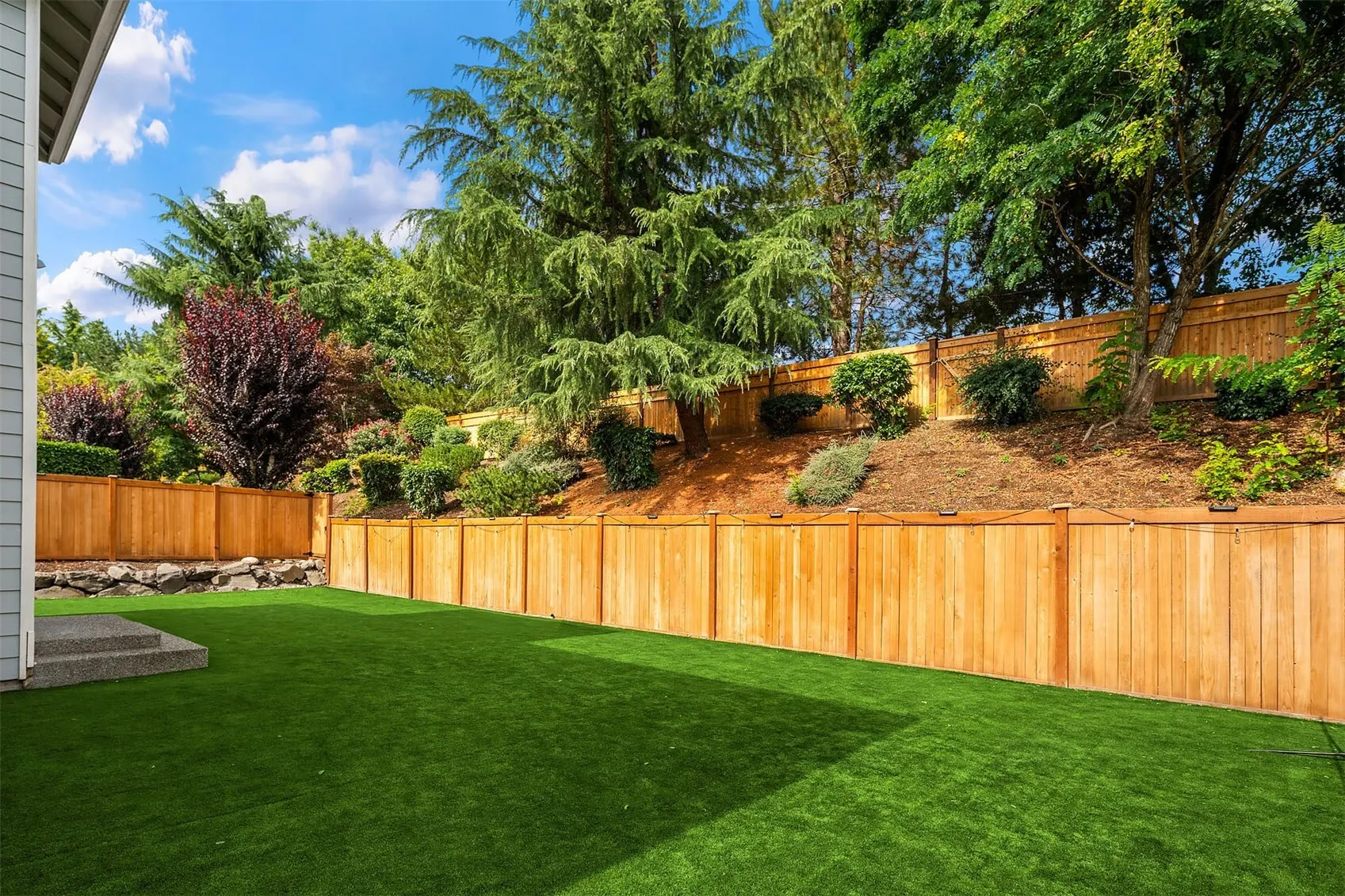 27534 SE 28th Place , Sammamish, WA 98075