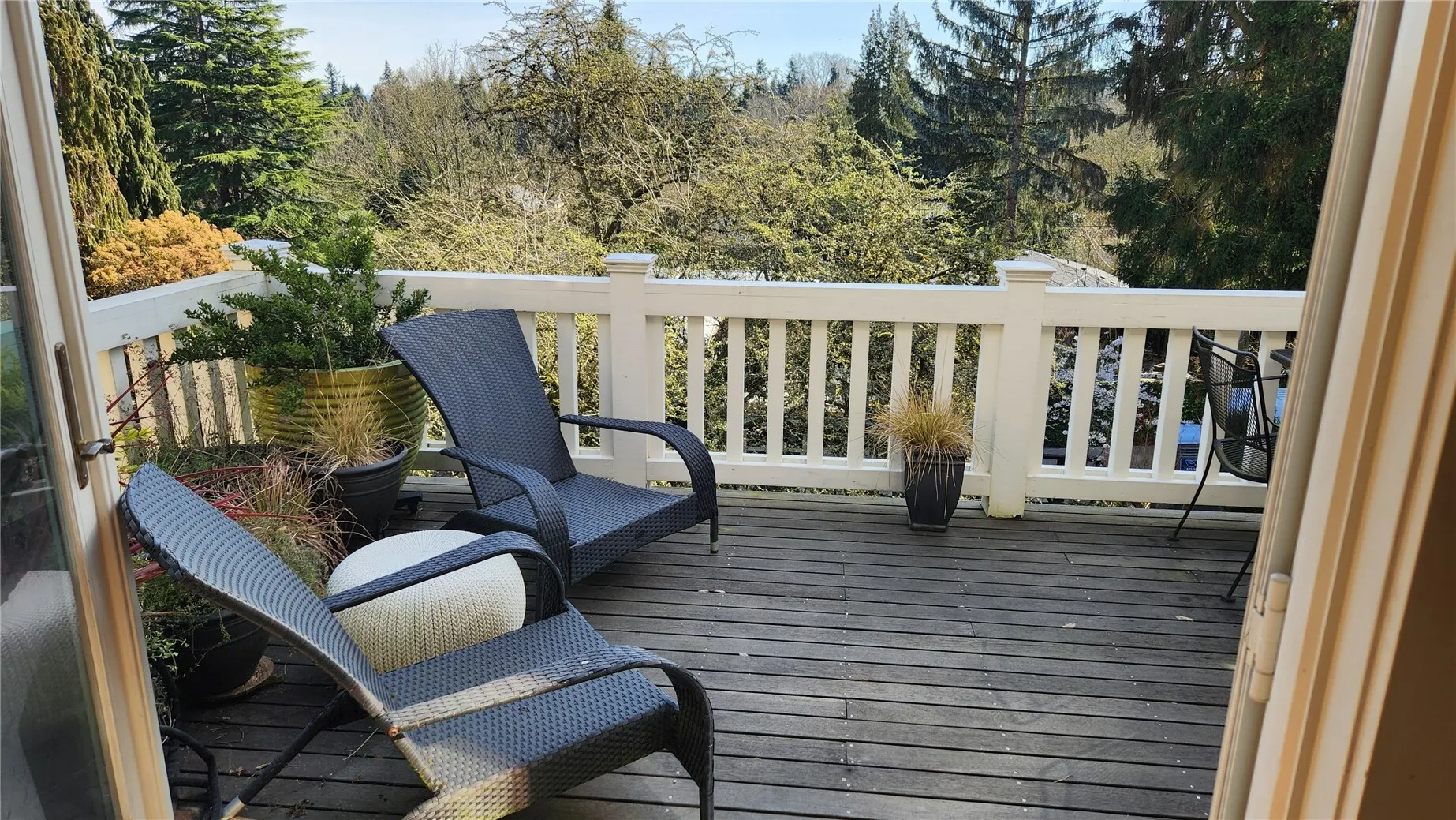 1210 25th Avenue E, Seattle, WA 98112