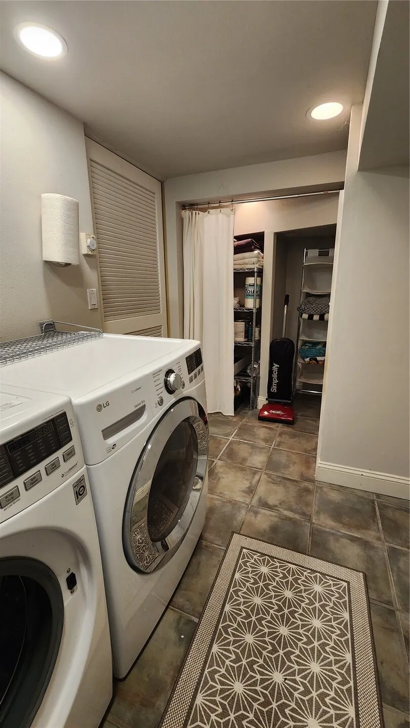 1210 25th Avenue E, Seattle, WA 98112