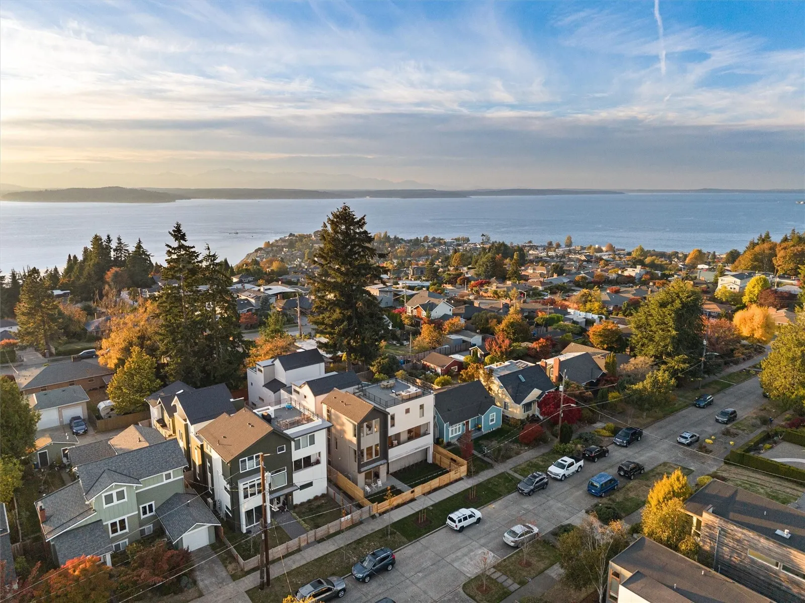 3839 54th Avenue SW, Seattle, WA 98116