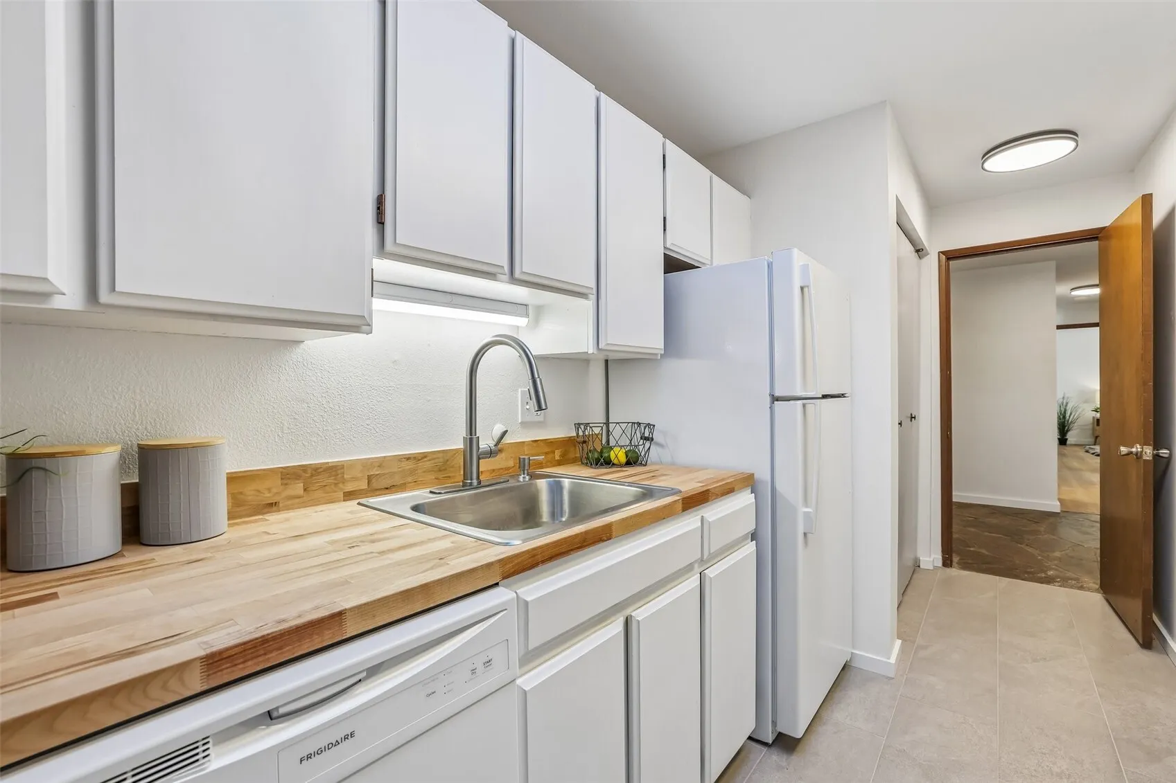 2510 W Bertona Street #431, Seattle, WA 98199