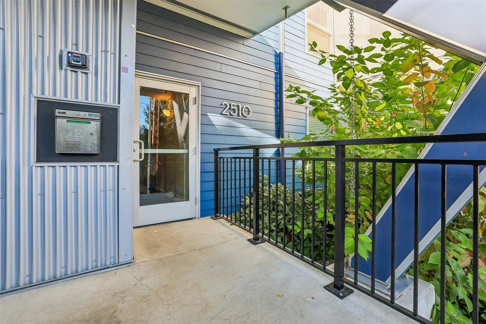 2510 W Bertona Street #431, Seattle, WA 98199
