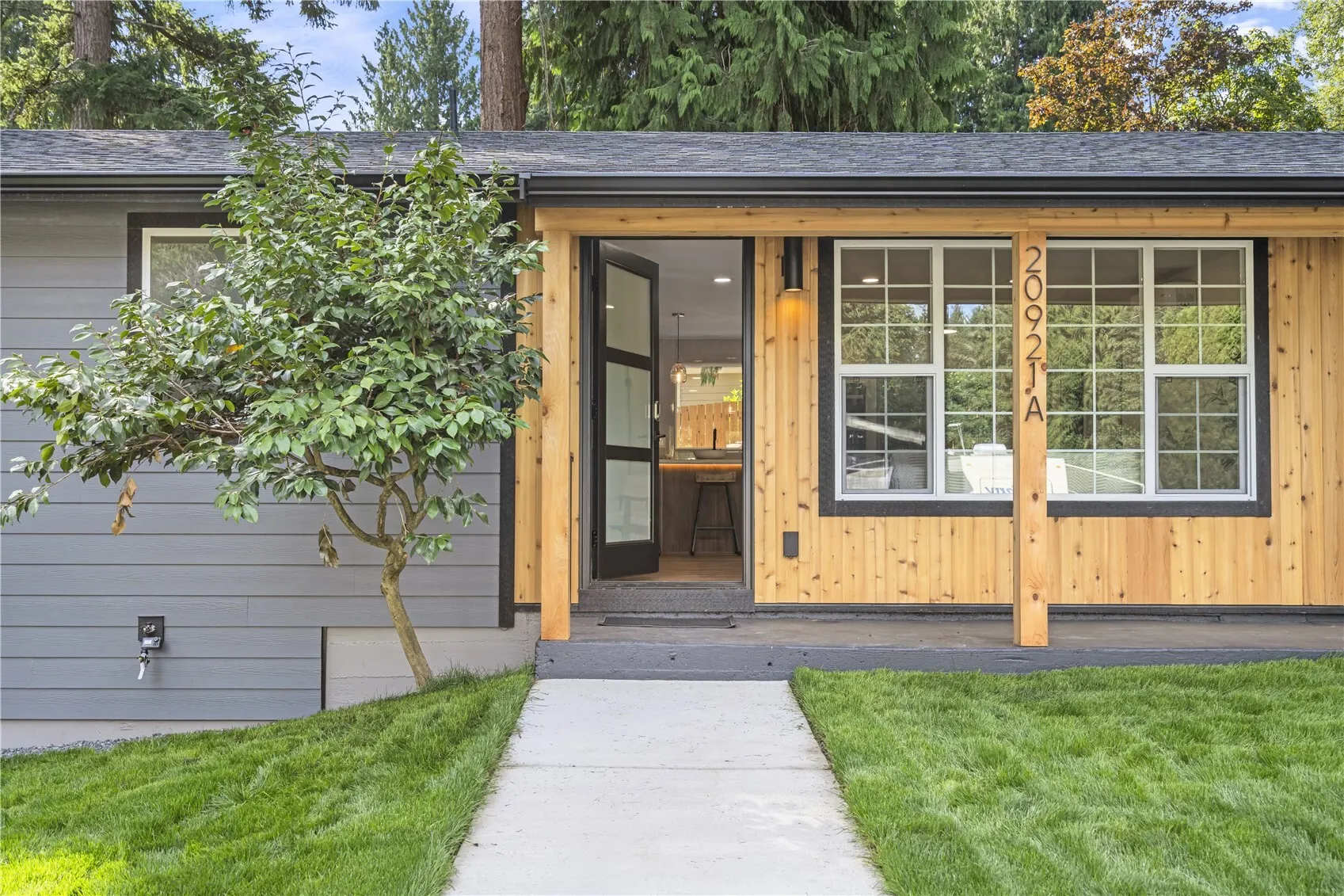 20921 W Richmond Road , Bothell, WA 98021
