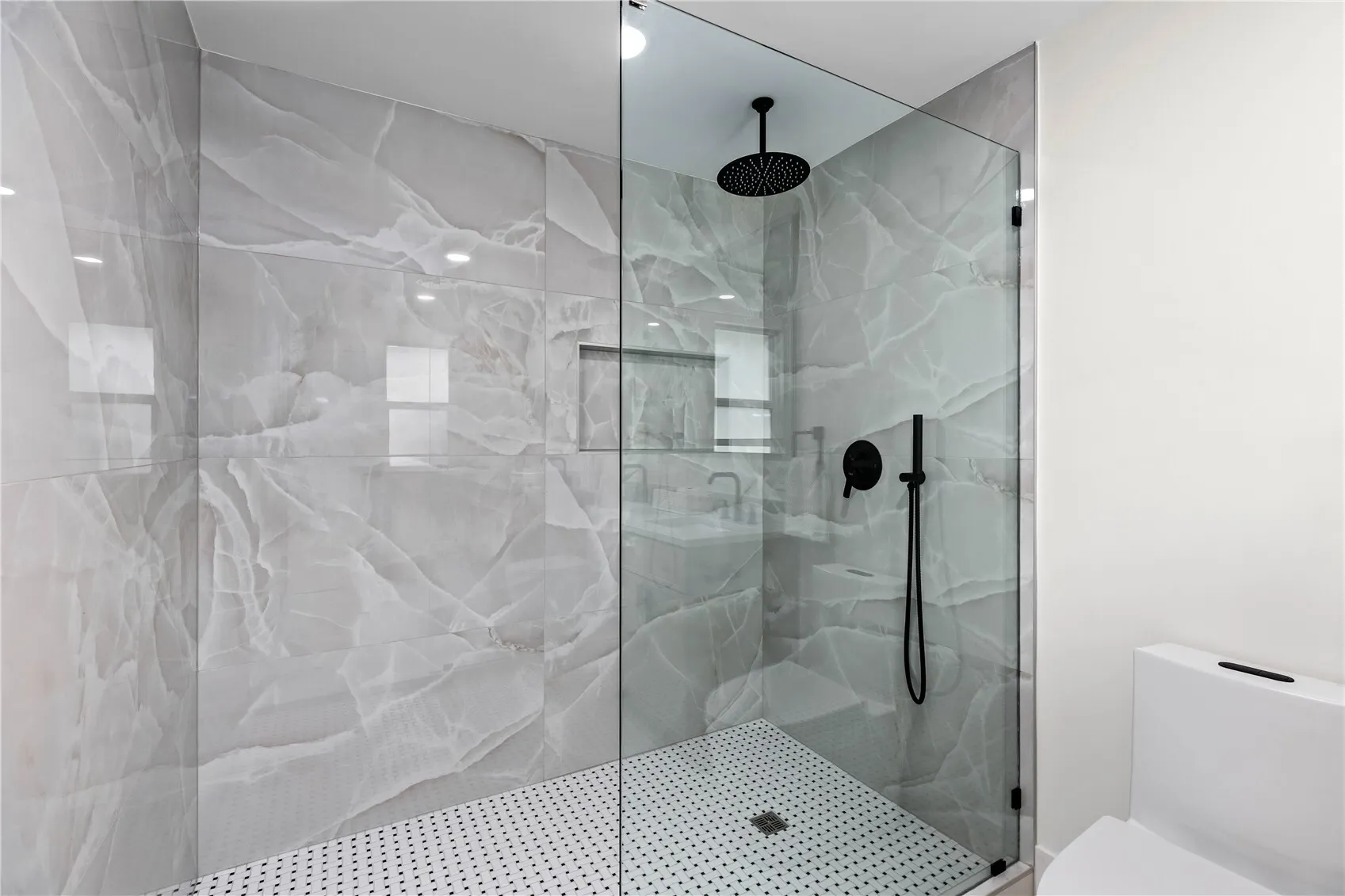 20921 W Richmond Road , Bothell, WA 98021
