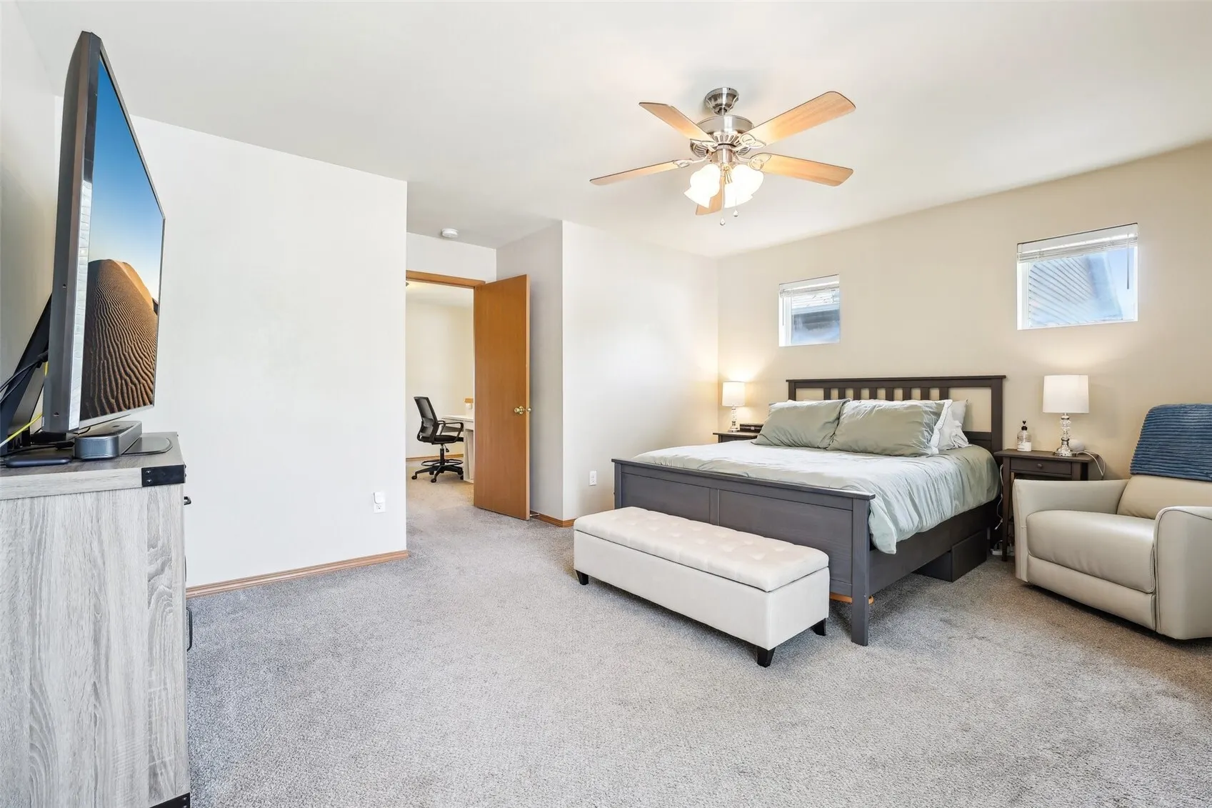 21622 SE 297th Street , Kent, WA 98042