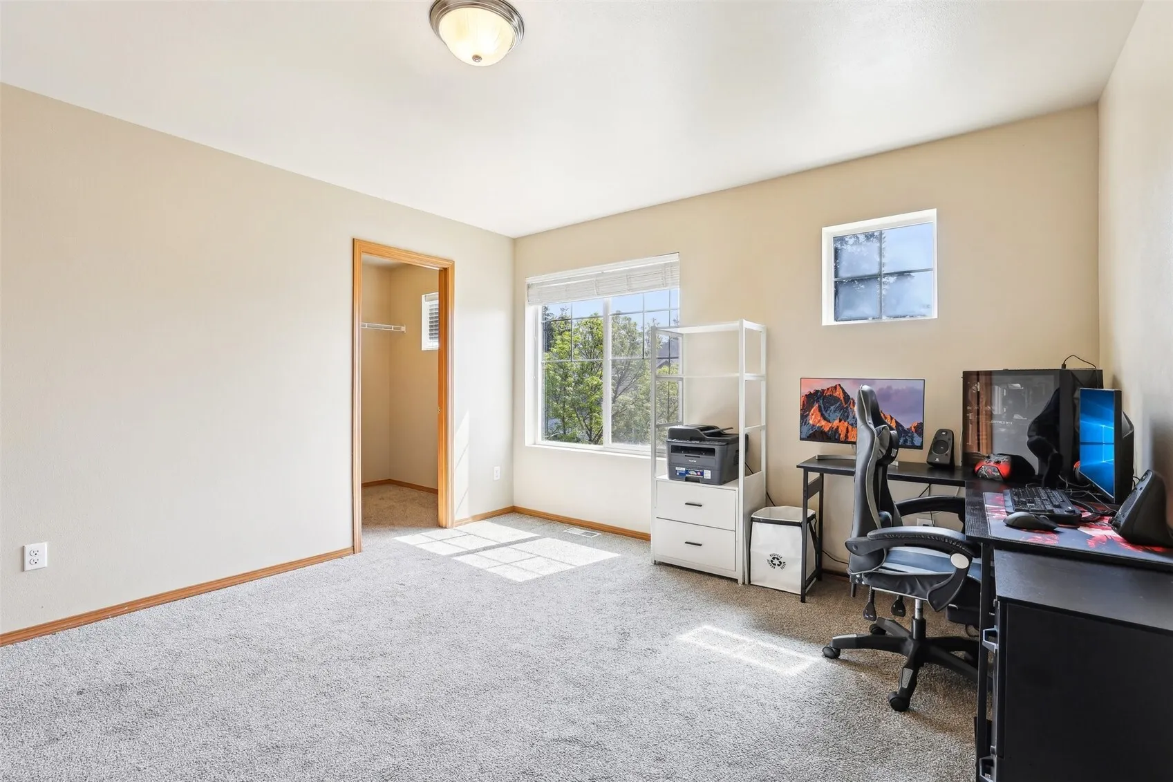 21622 SE 297th Street , Kent, WA 98042