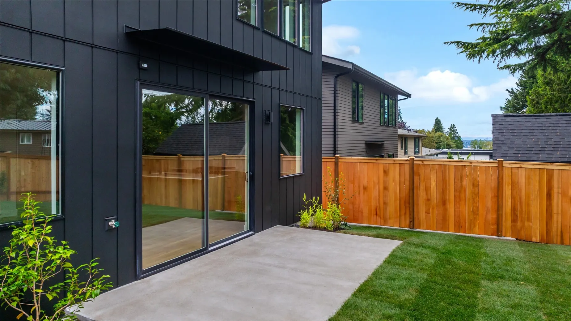11308 NE 60th Street , Kirkland, WA 98033