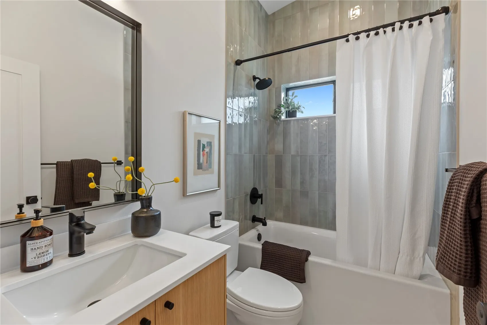 11308 NE 60th Street , Kirkland, WA 98033